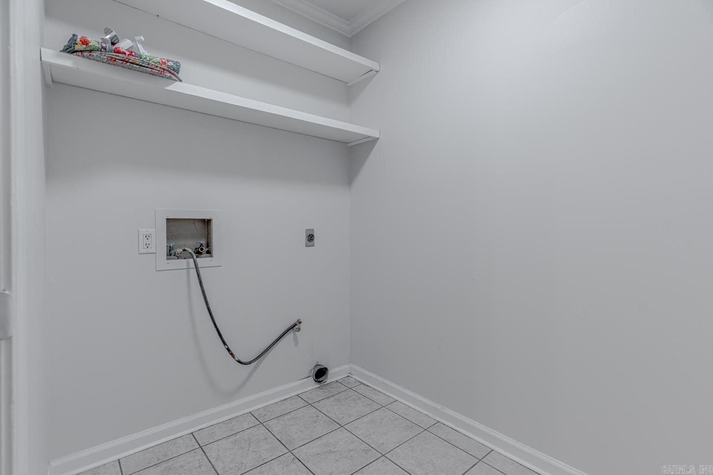 504 Honeysuckle Lane Property Photo 29