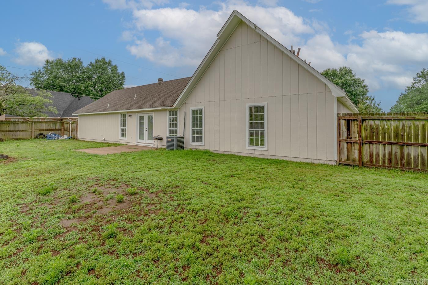 504 Honeysuckle Lane Property Photo 31