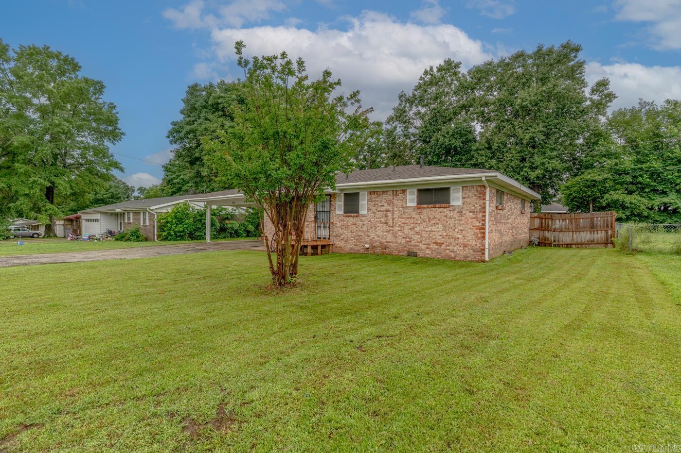 306 Walnut Drive Property Photo 5
