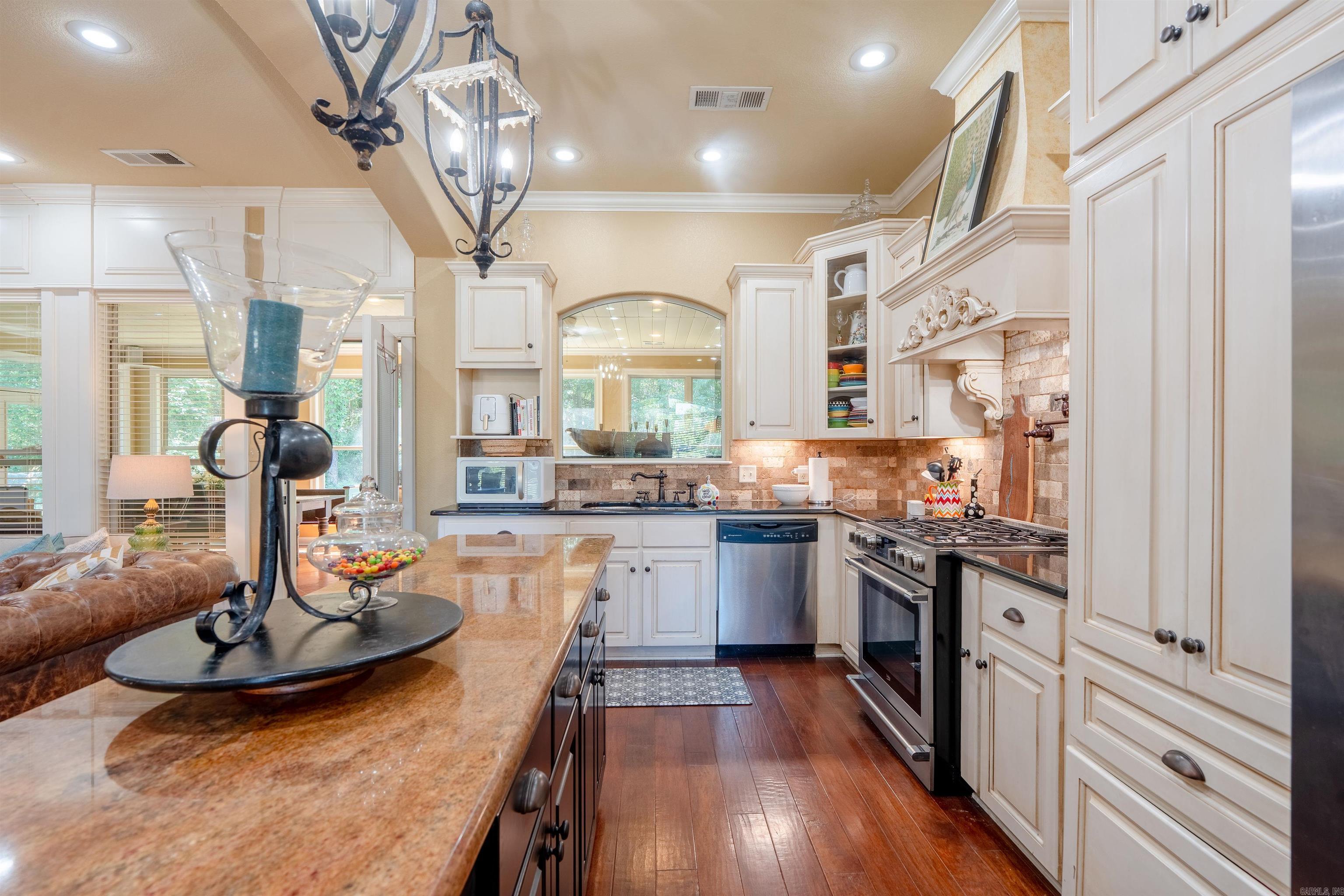 1021 Bent Tree Lane Property Photo 15