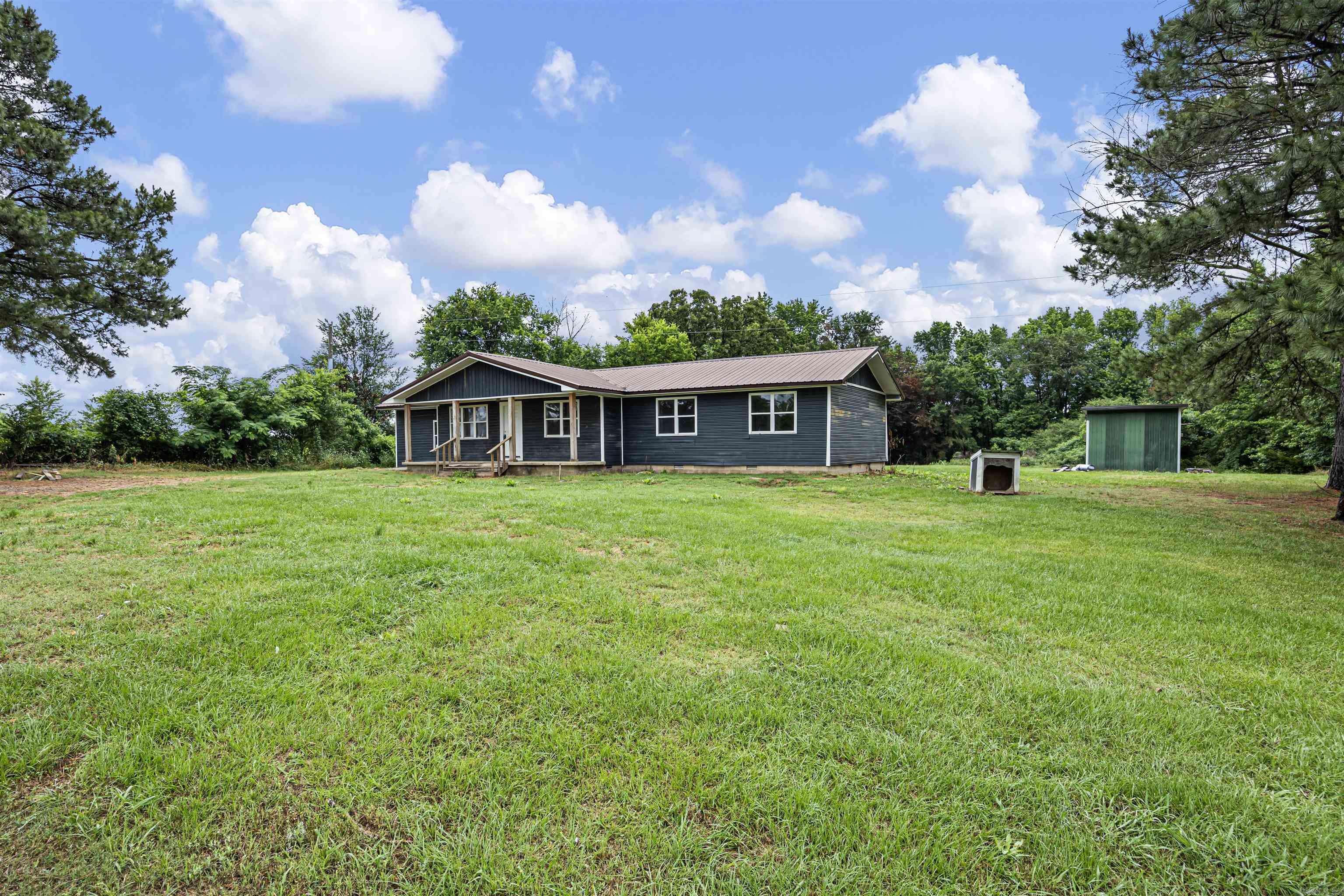 70 Scott Drive Property Photo 4