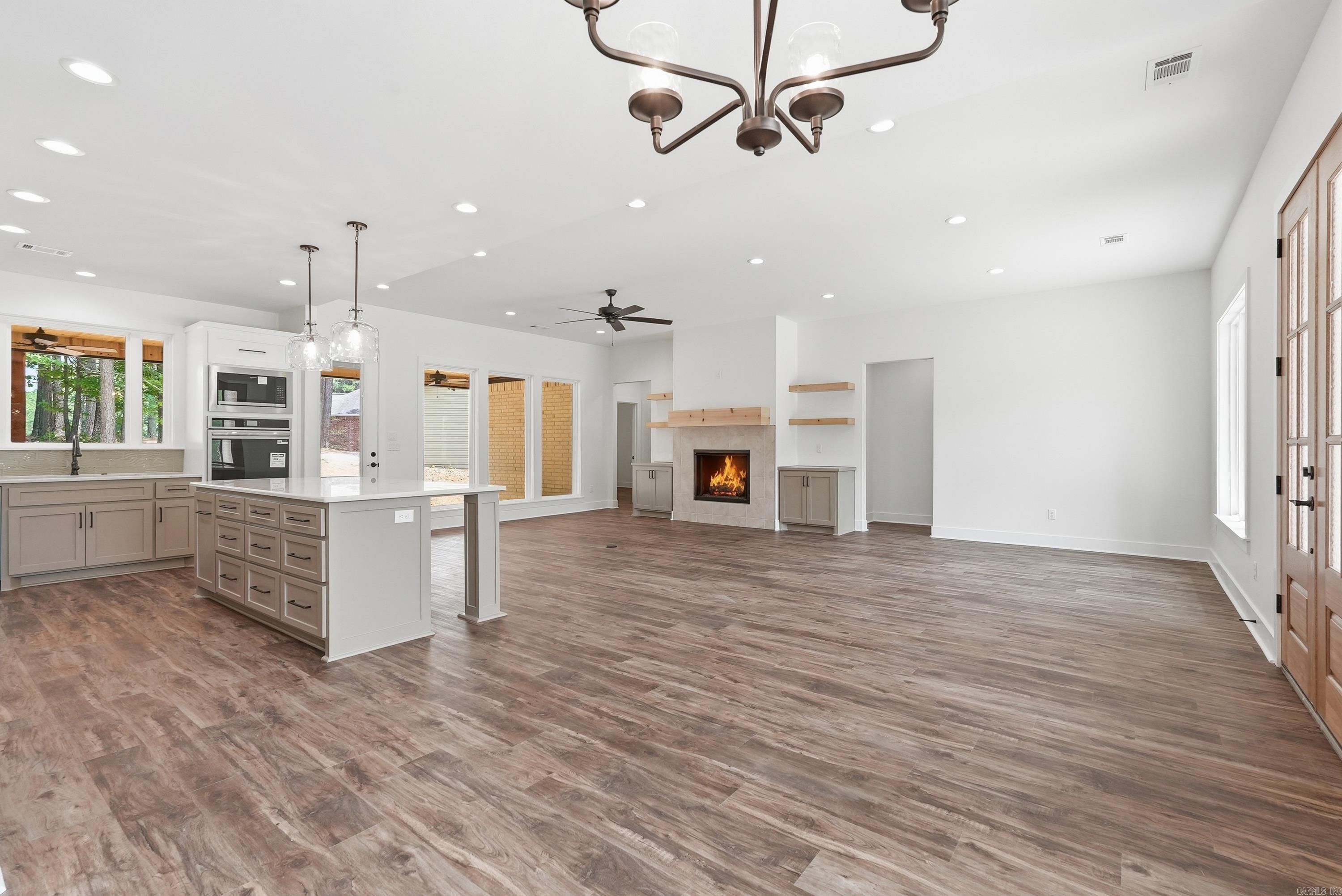 81 Elcano Drive Property Photo 3