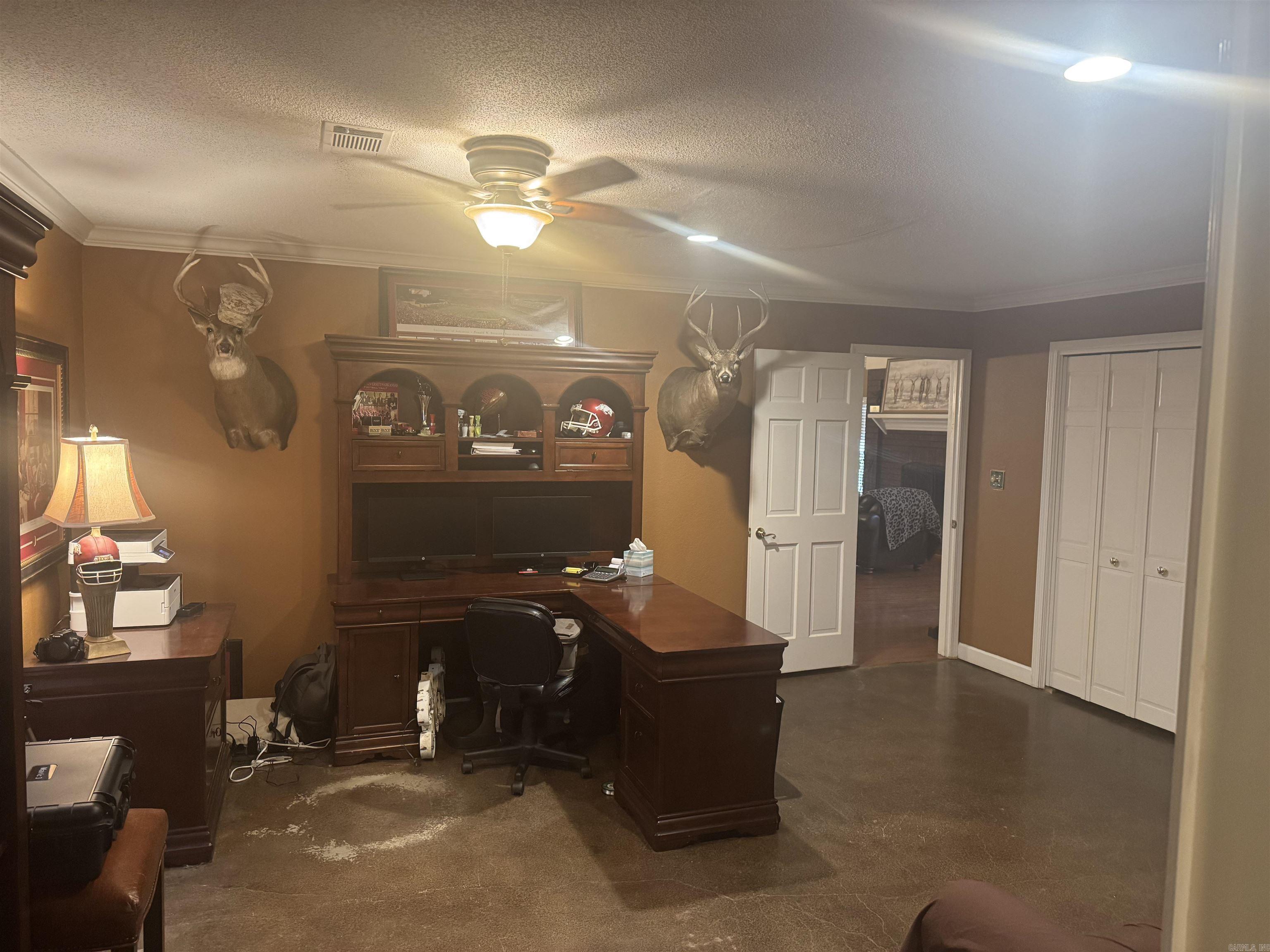 7719 Logan Ln Property Photo 5