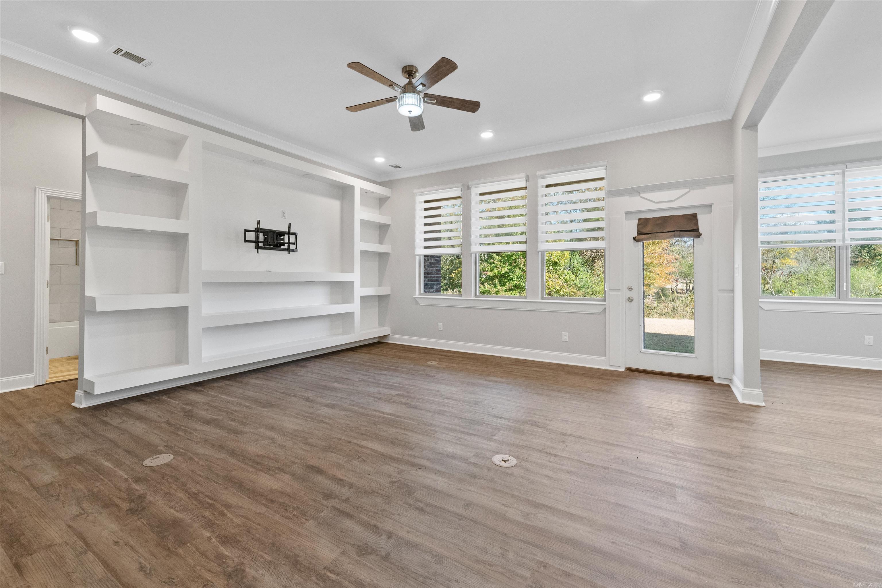 7926 S Shoreline Boulevard Property Photo 5