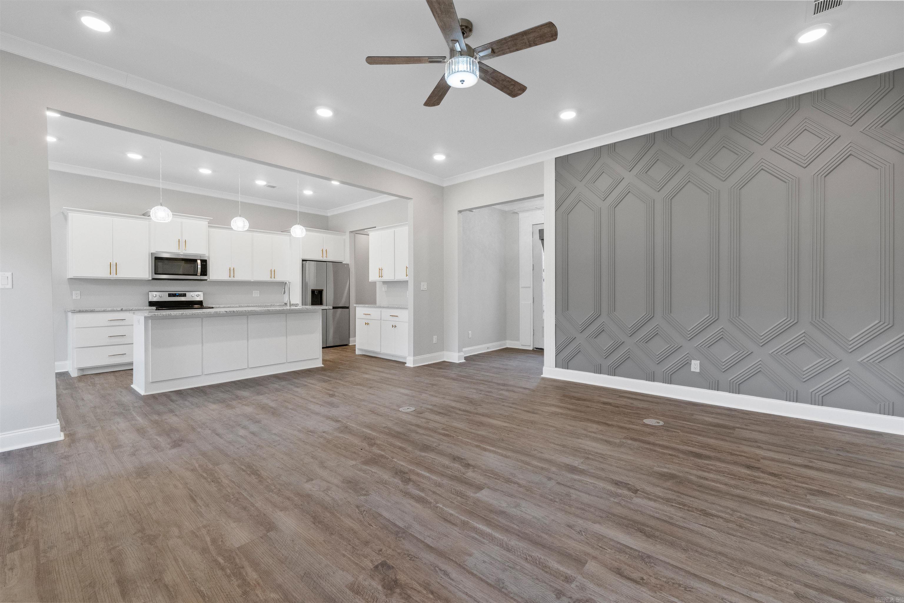 7926 S Shoreline Boulevard Property Photo 8