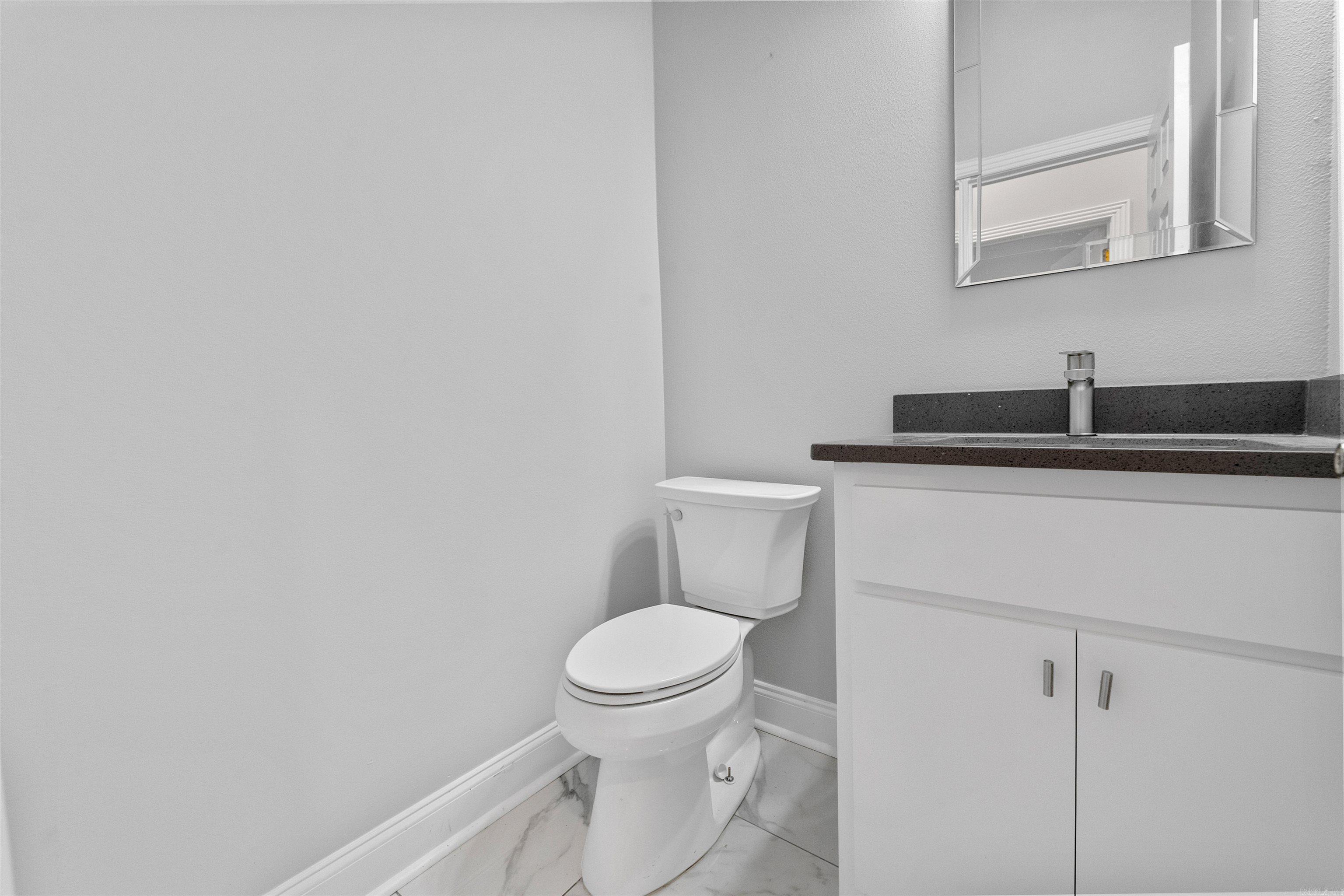 7926 S Shoreline Boulevard Property Photo 16