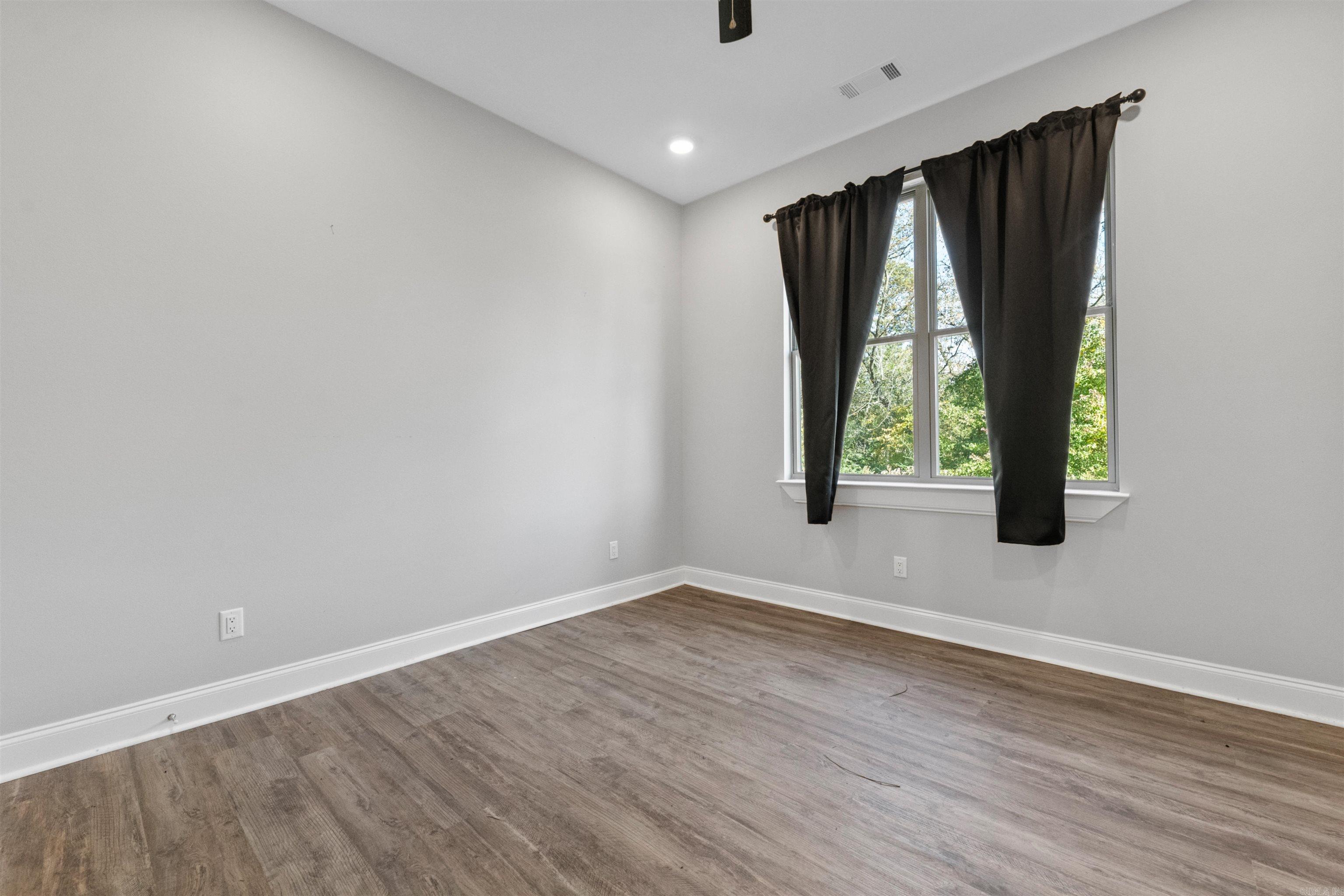 7926 S Shoreline Boulevard Property Photo 39