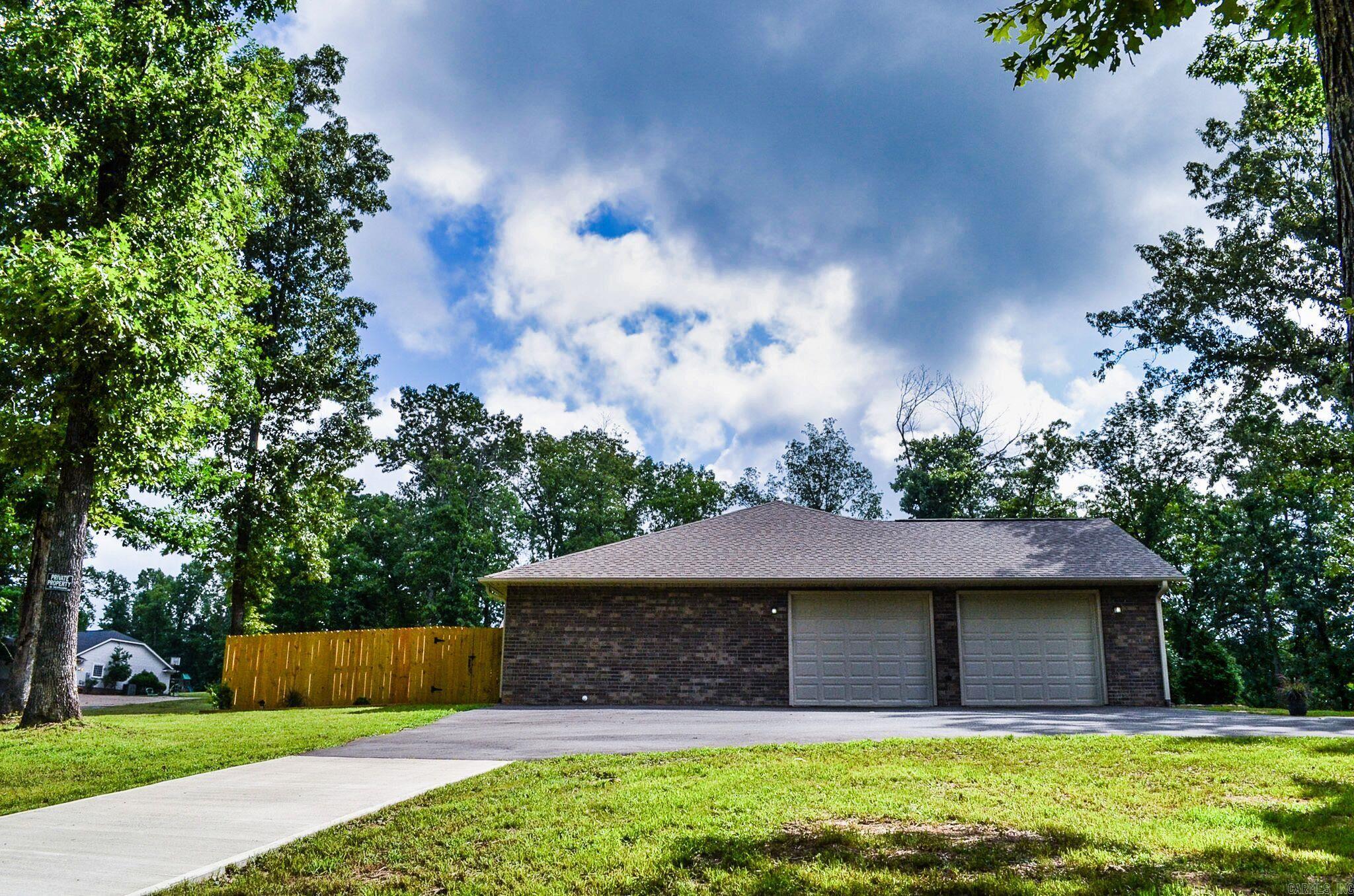 122 Crestview Lane Property Photo 4