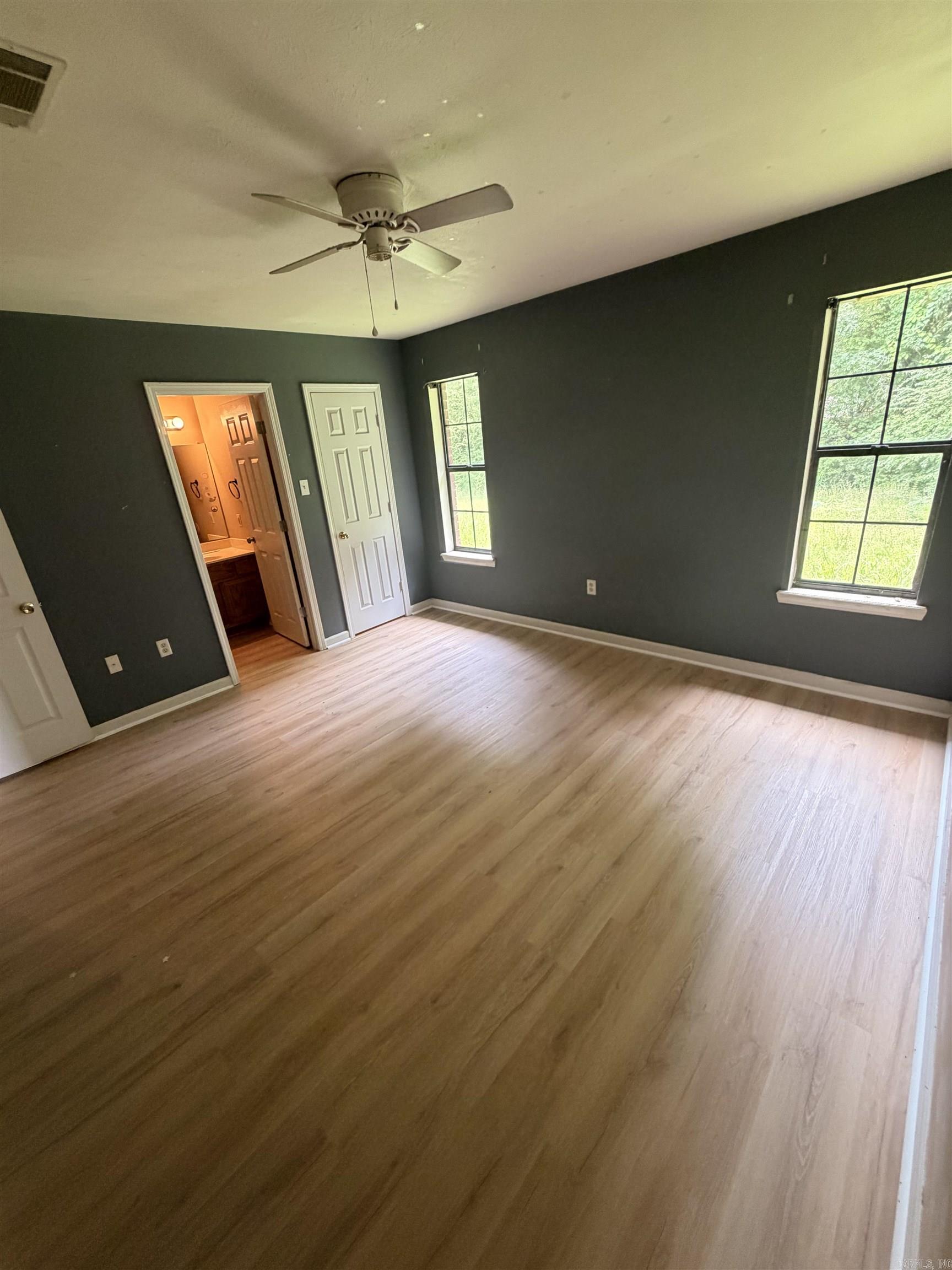 2575 Winchester Drive Property Photo 17