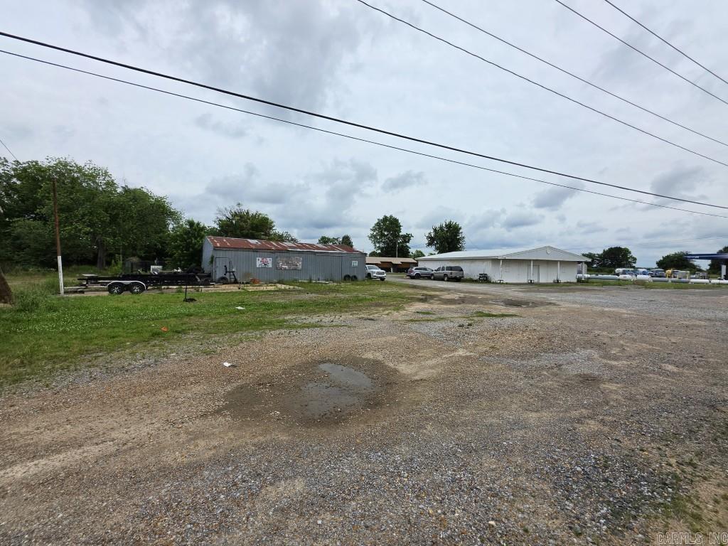 1426 & 1430 Falls Blvd Property Photo 3