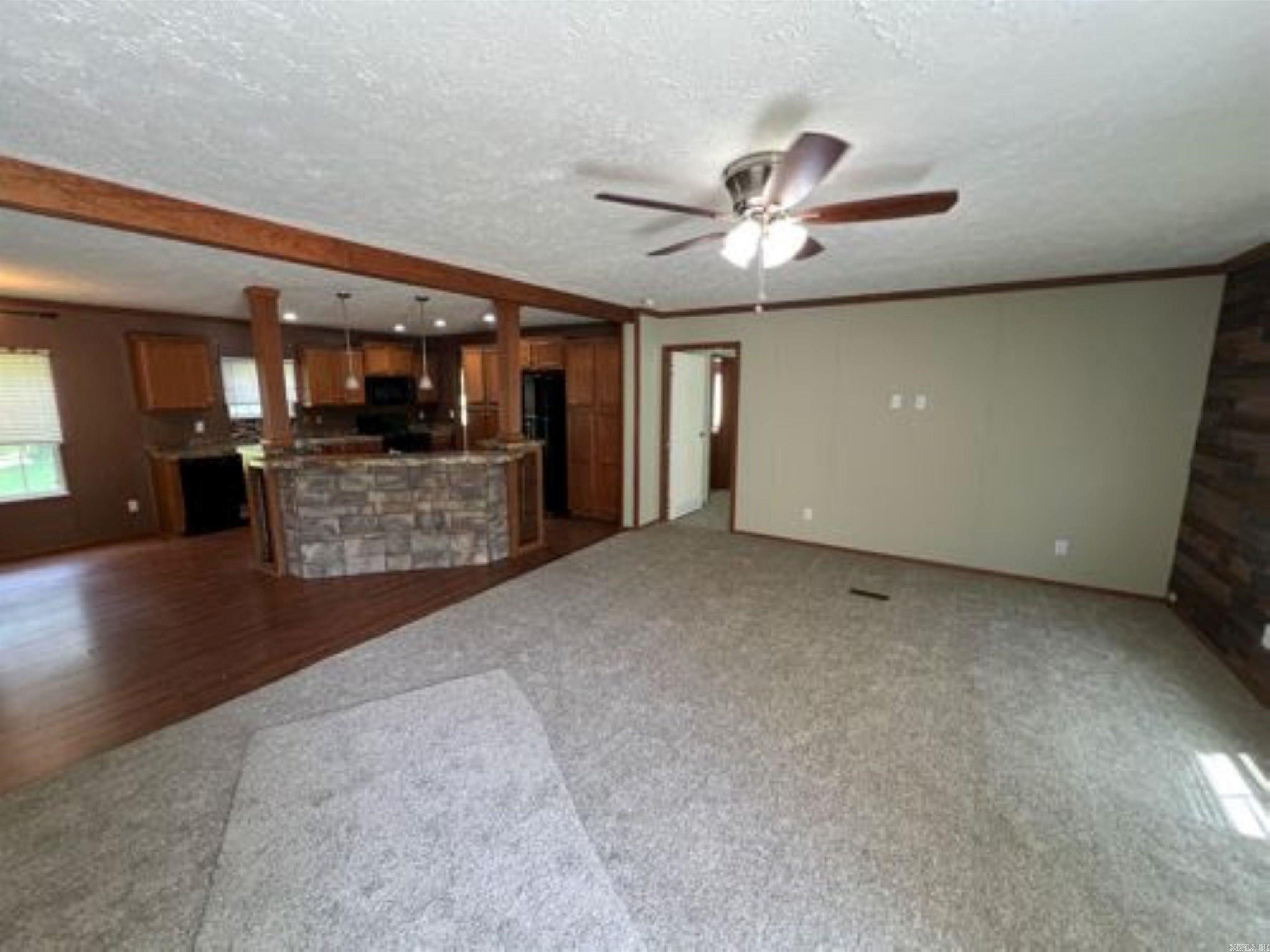 216 N Columbia Property Photo 3