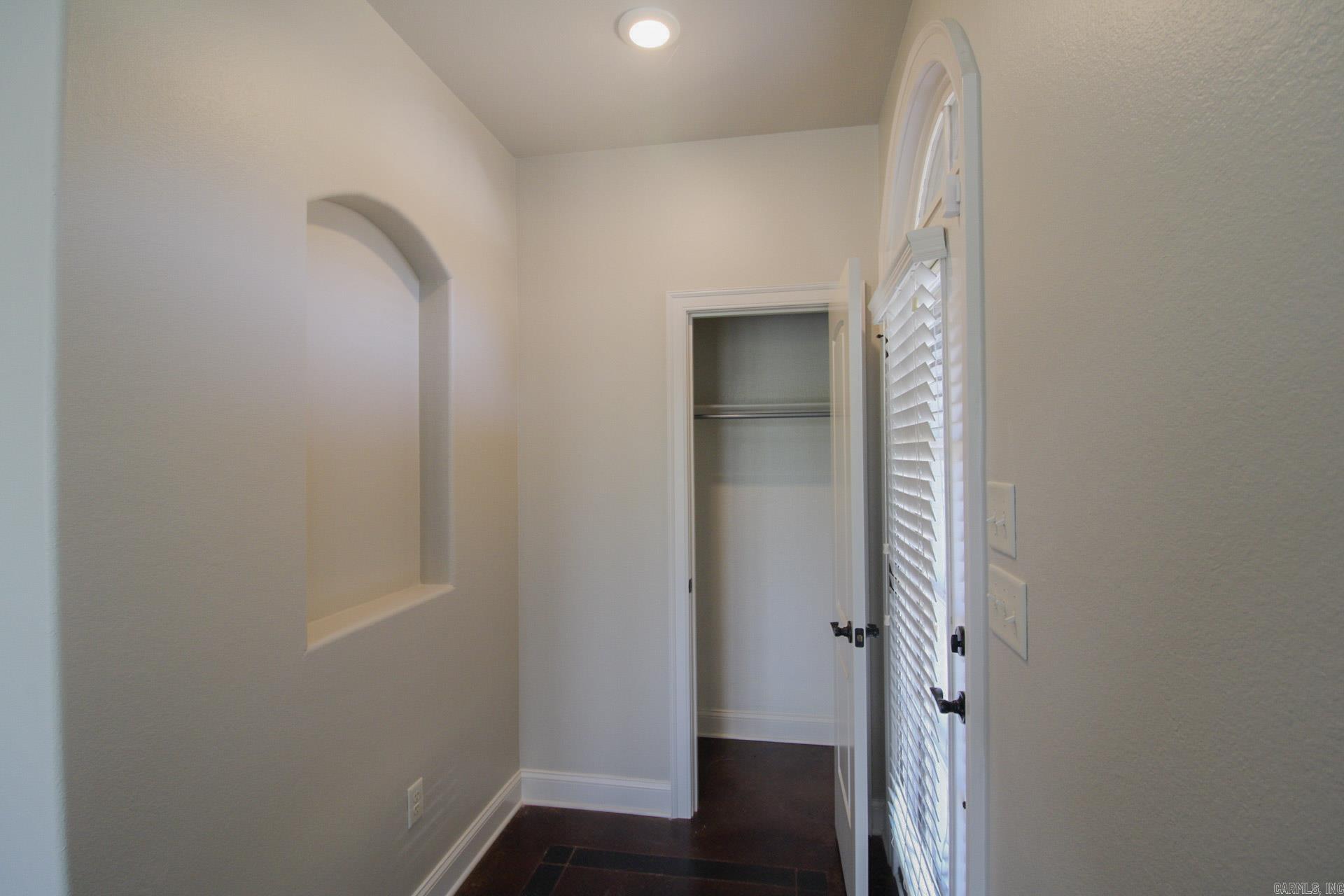 1255 Turnberry Drive Property Photo 3