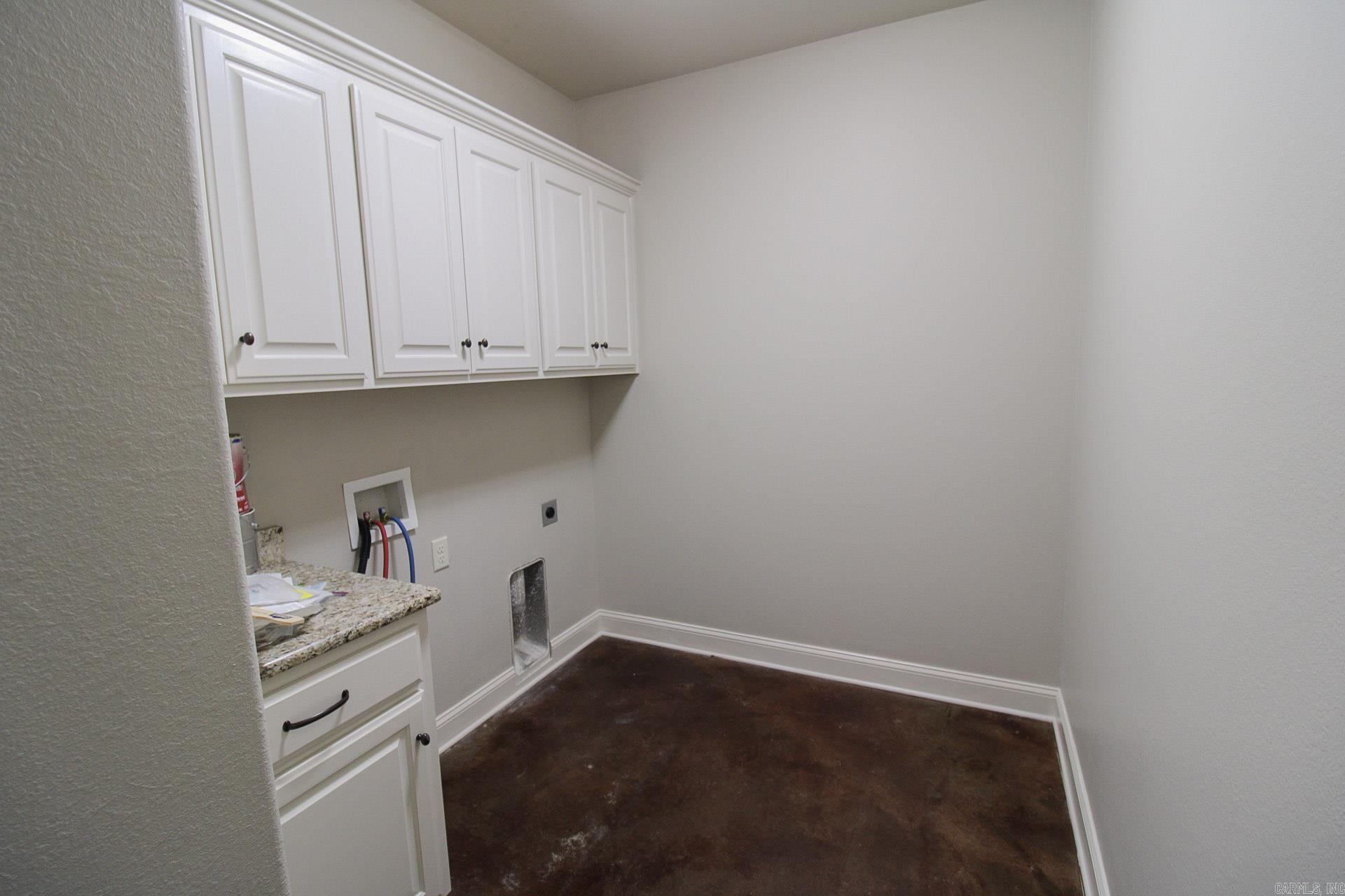 1255 Turnberry Drive Property Photo 15