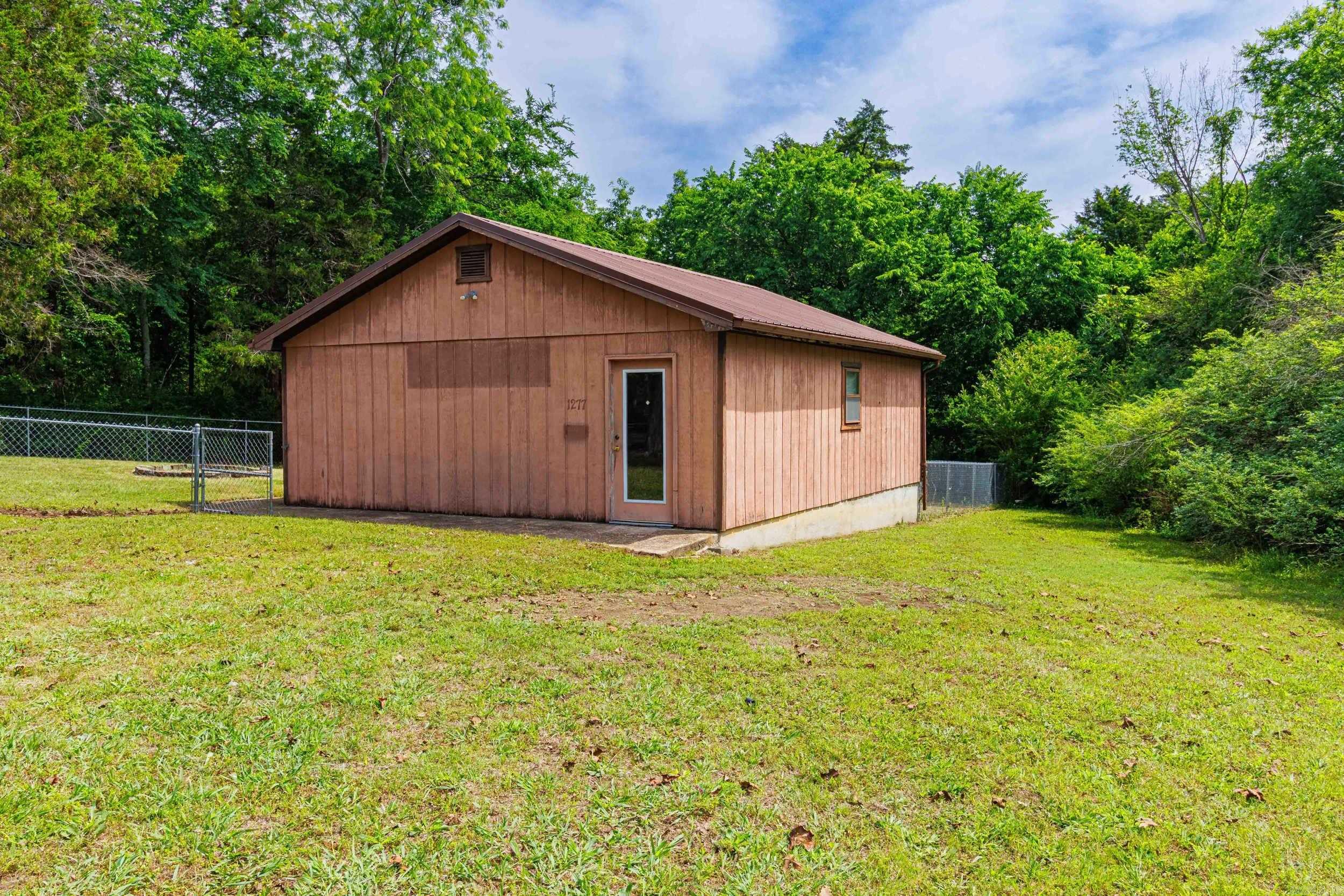 1277 Hwy 178 N Property Photo 6