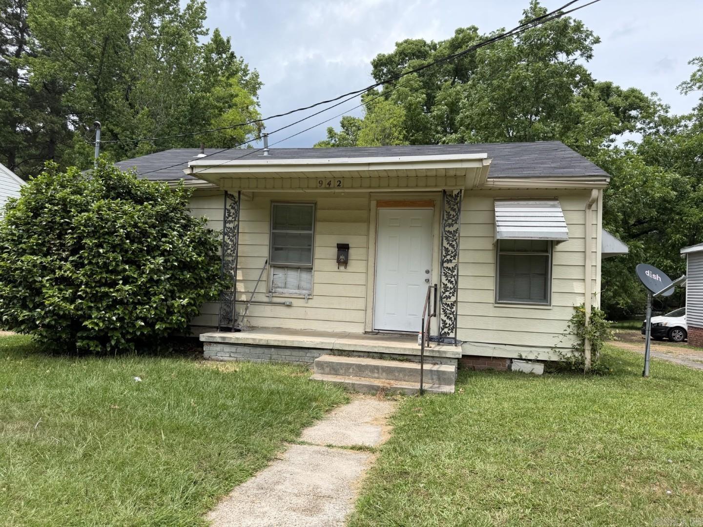 18 Properties Property Photo 1