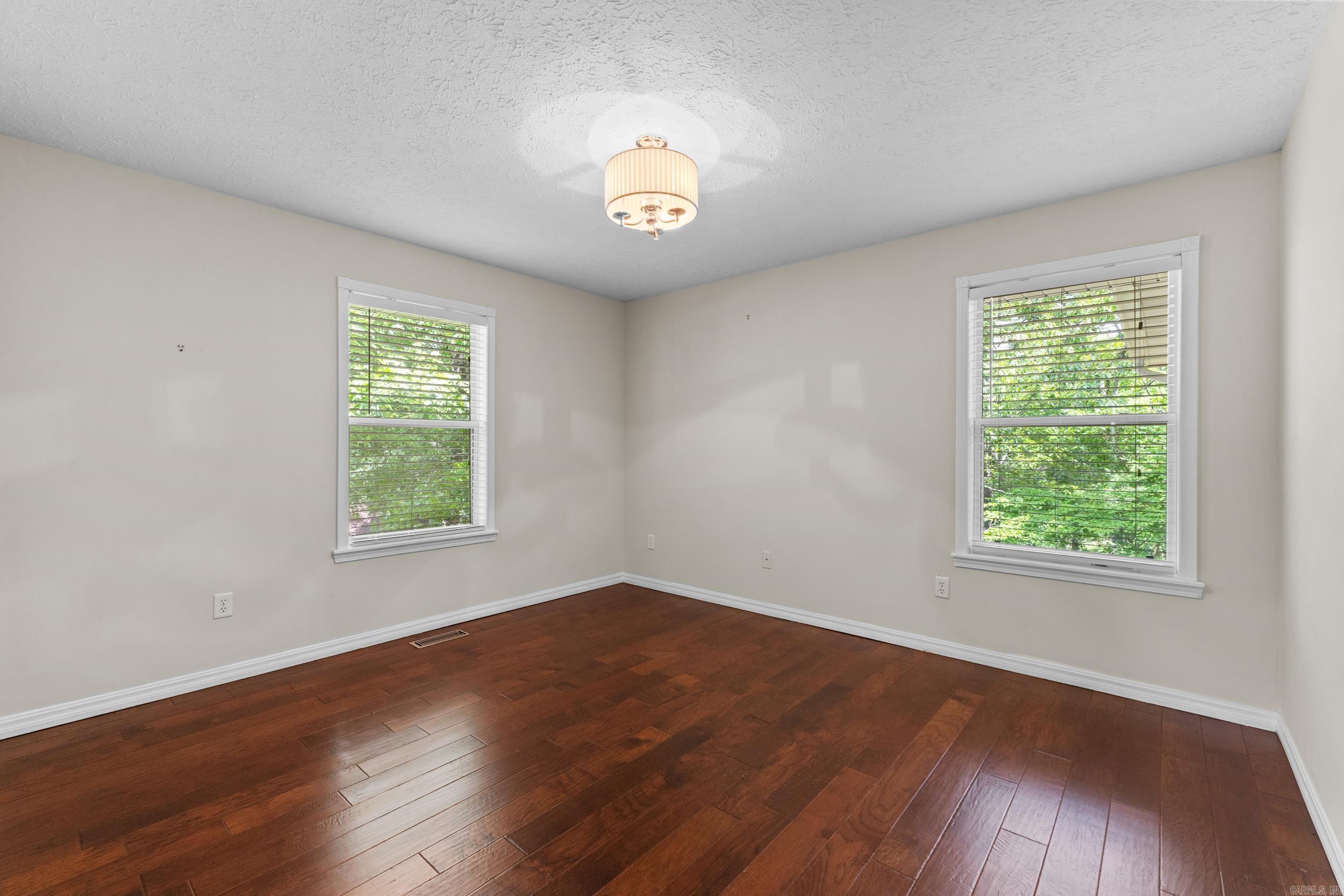 96 Woodcreek Court Property Photo 31