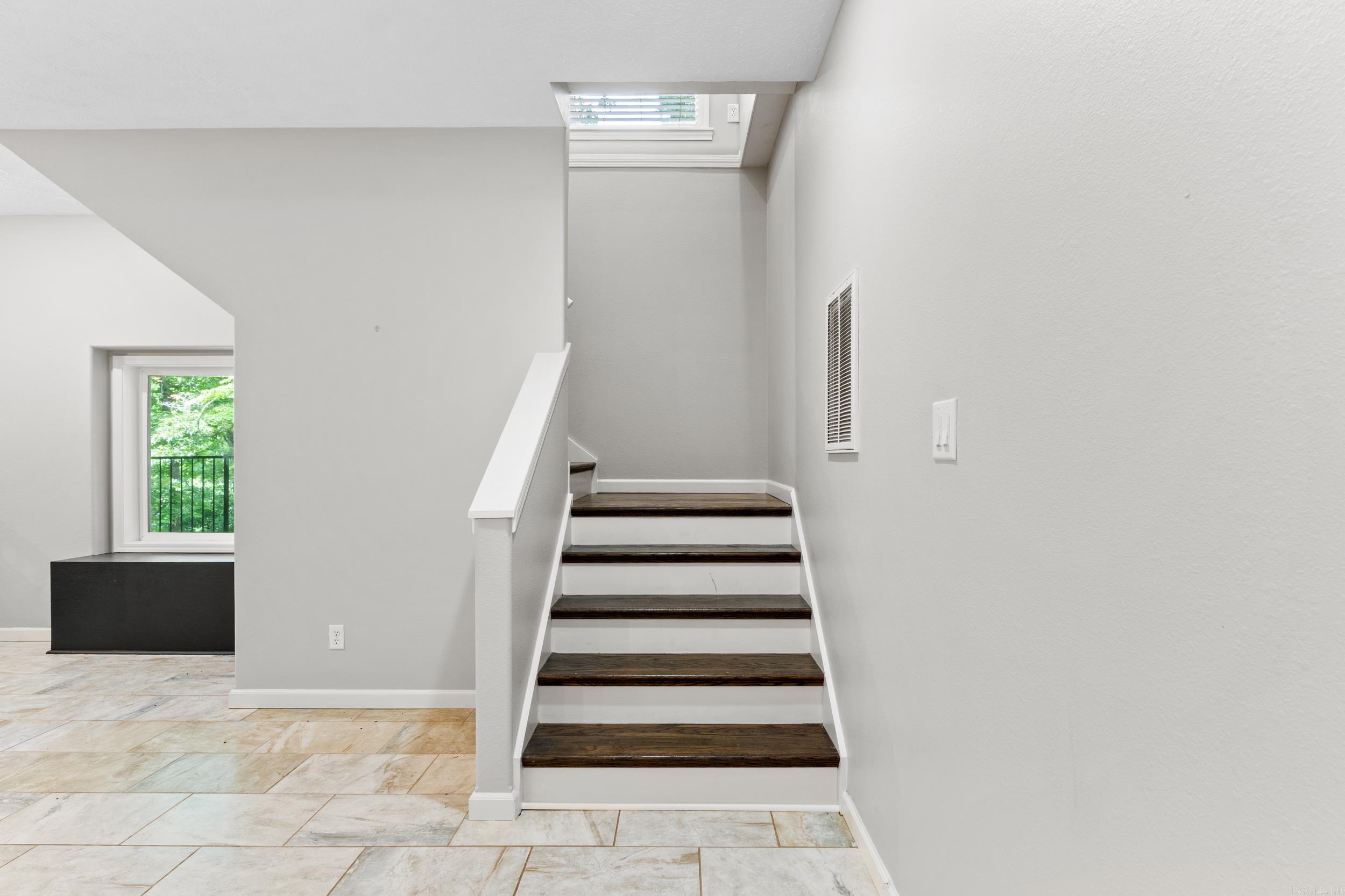 96 Woodcreek Court Property Photo 33