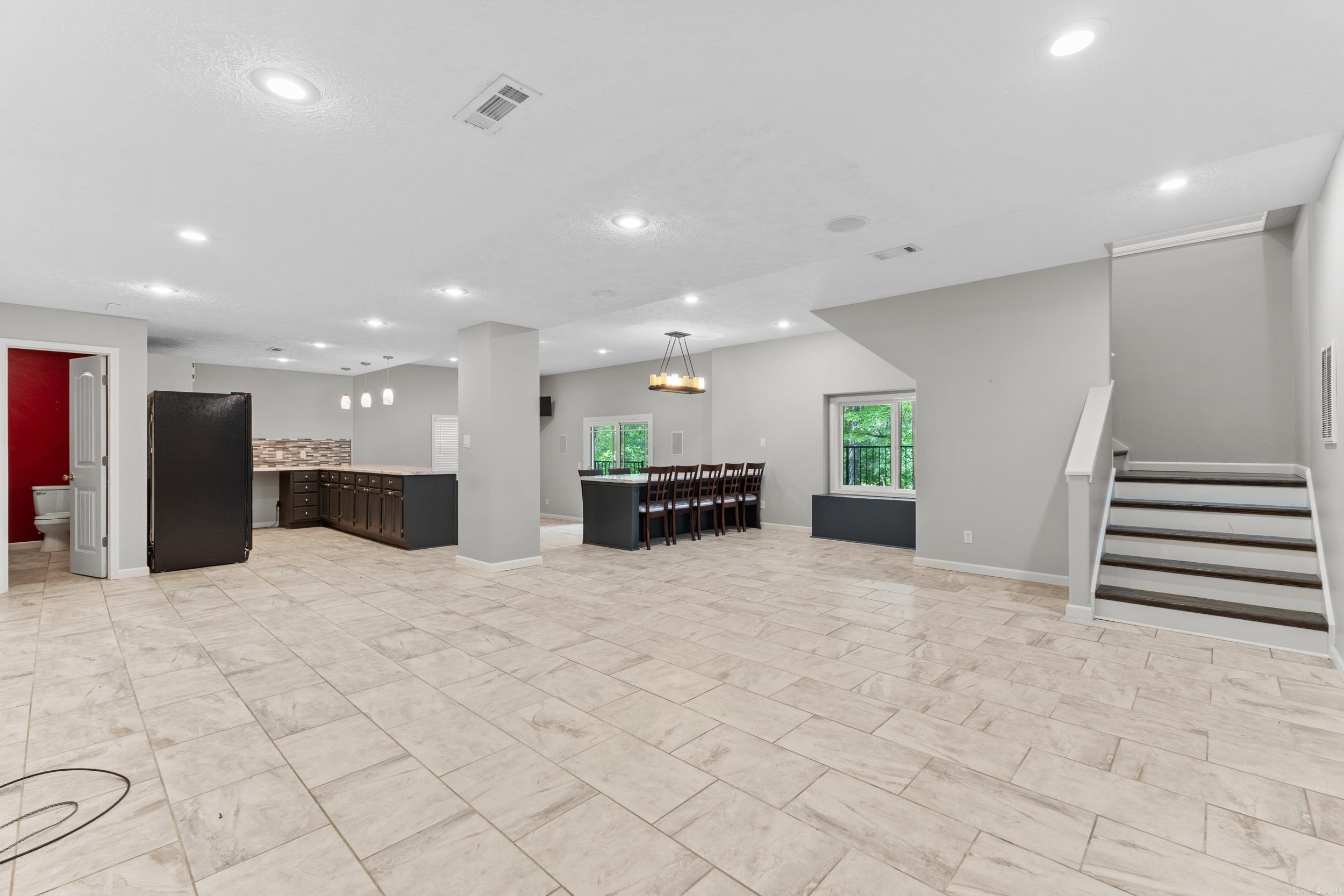 96 Woodcreek Court Property Photo 34