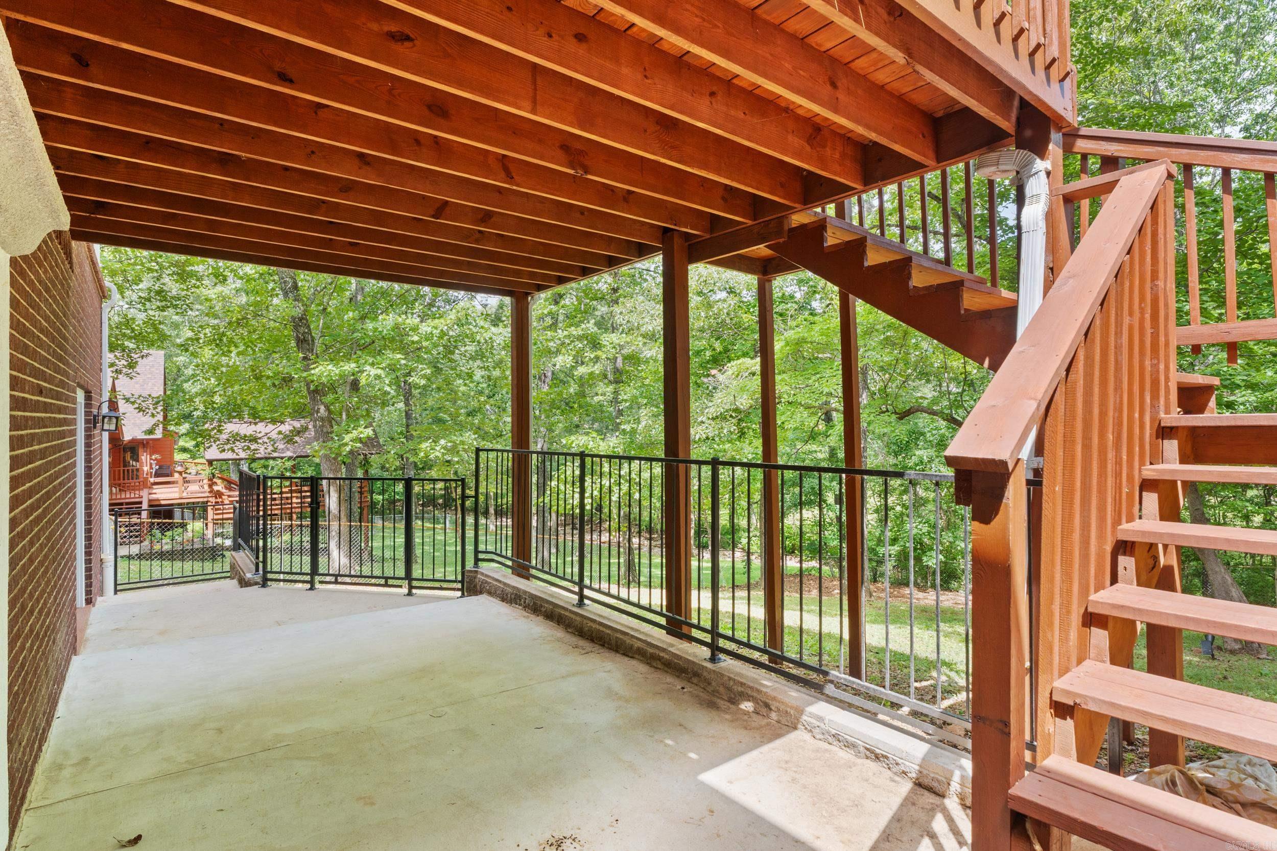 96 Woodcreek Court Property Photo 42