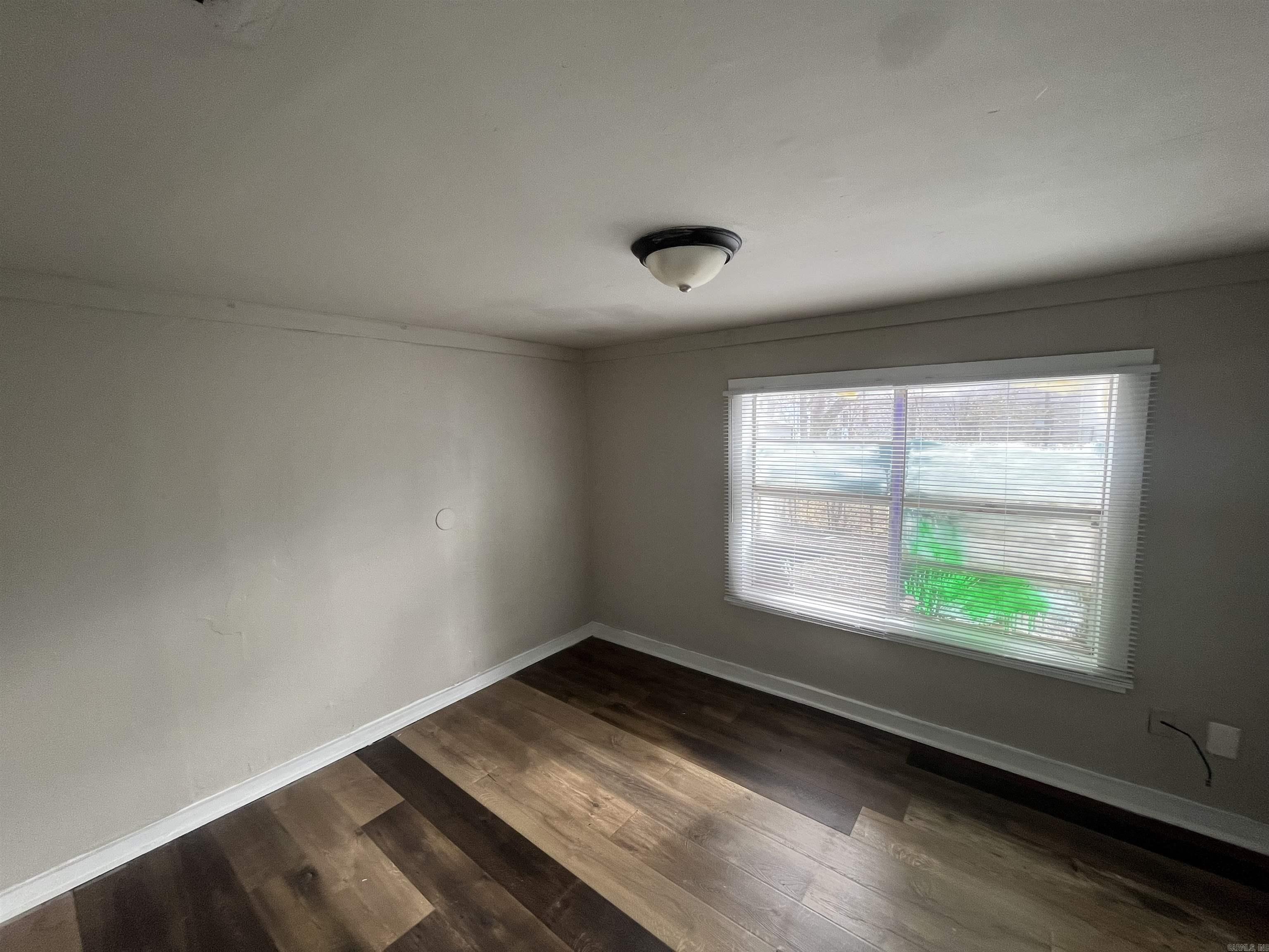 102 Cross Street Property Photo 5