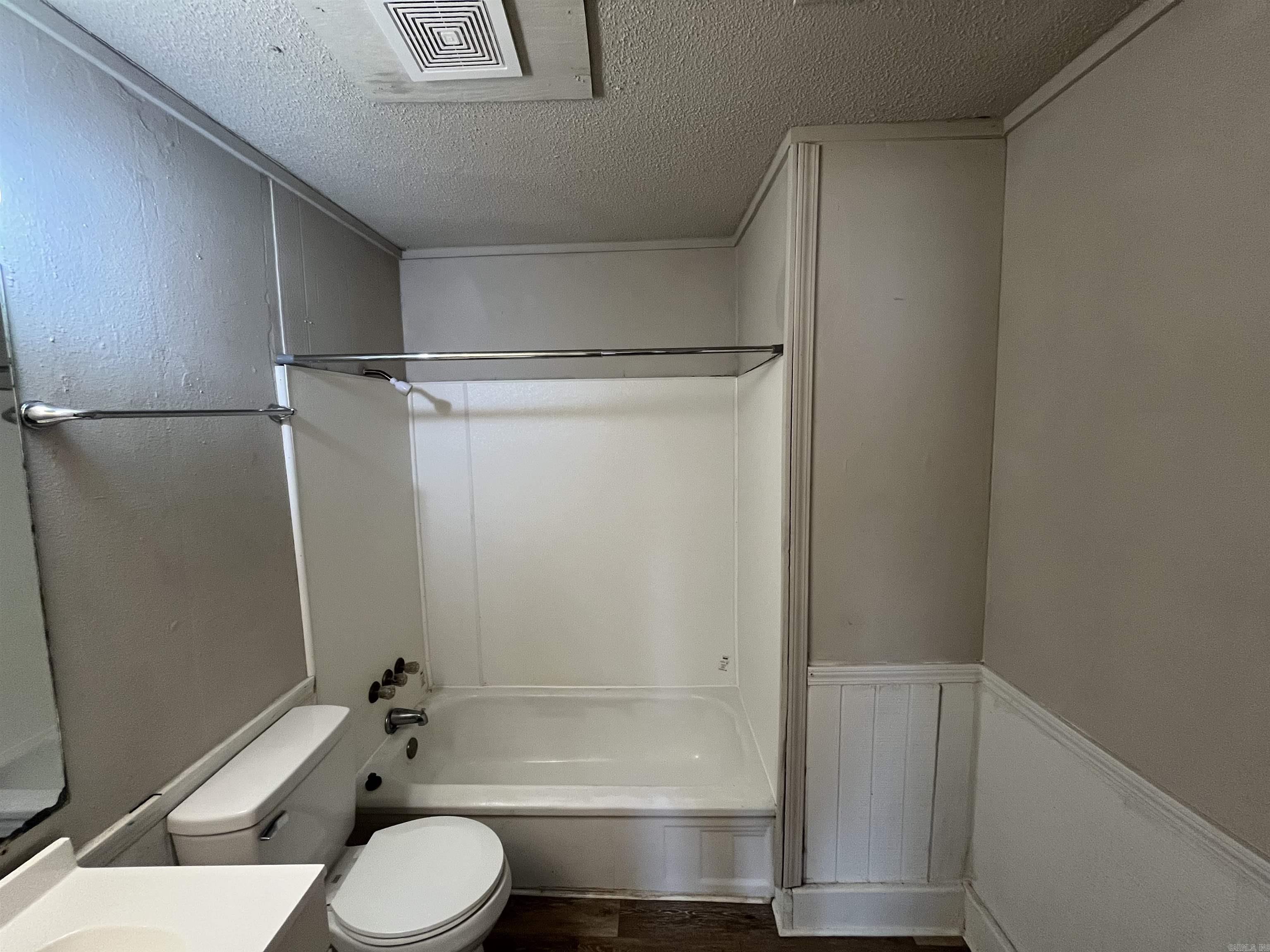 138 Central Avenue Property Photo 7