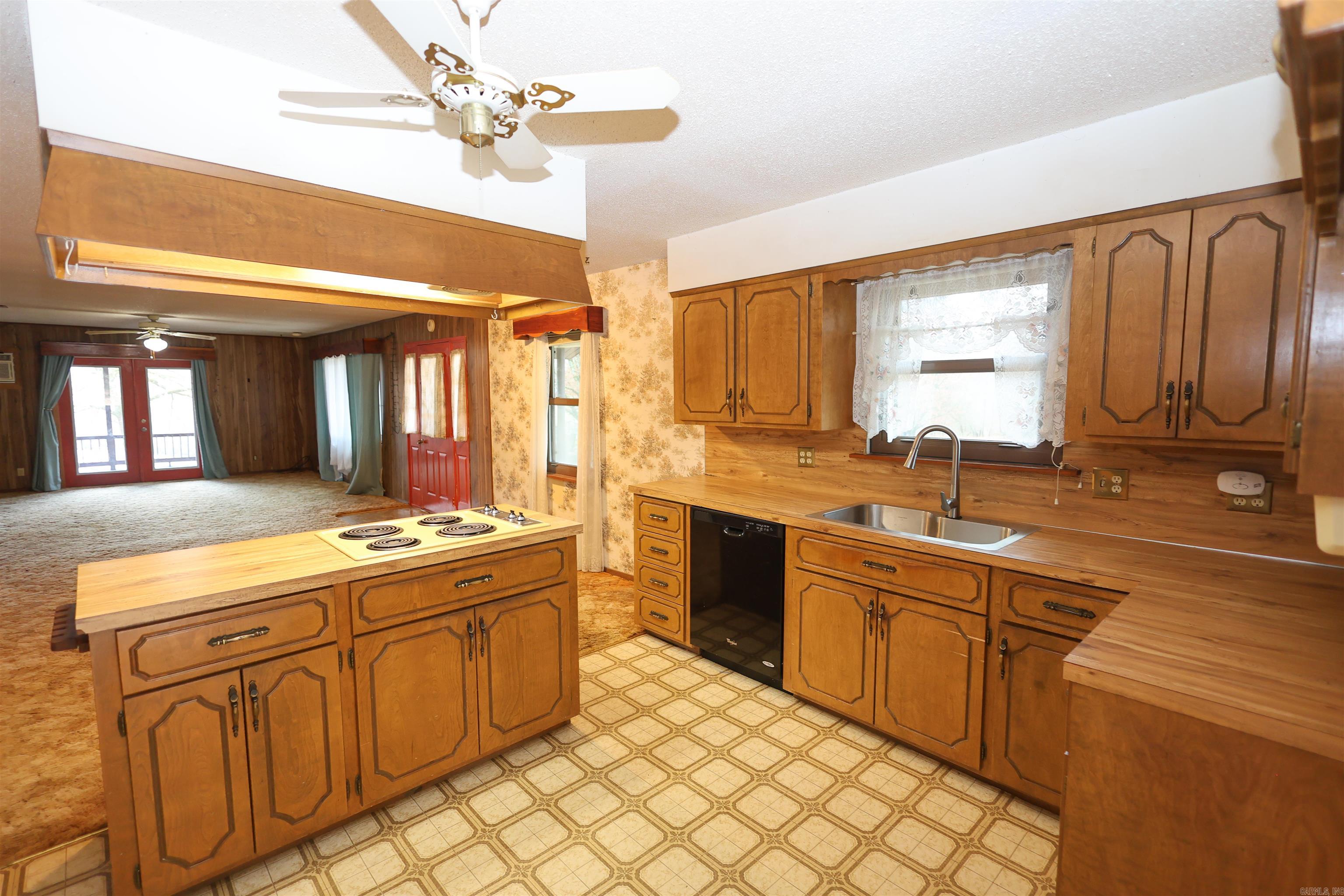 116 Loyd Cogburn Road Property Photo 6