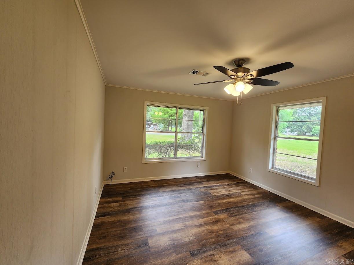 600 S Pine Property Photo 11