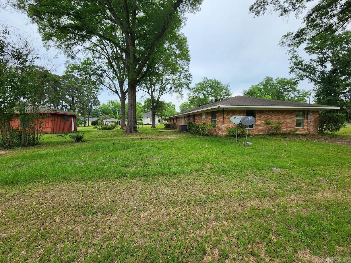 600 S Pine Property Photo 22