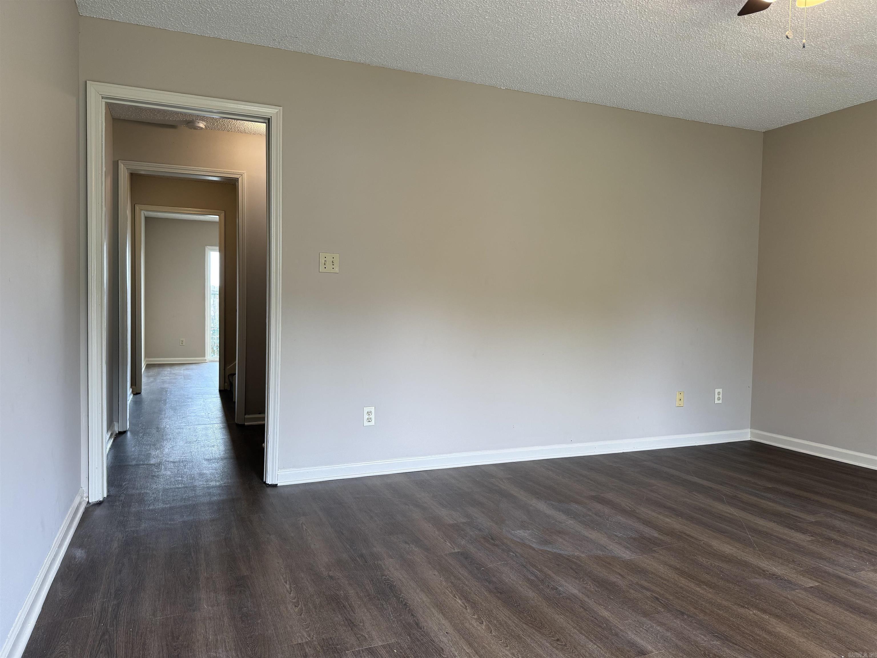 22 Edgehill Cove Property Photo 4