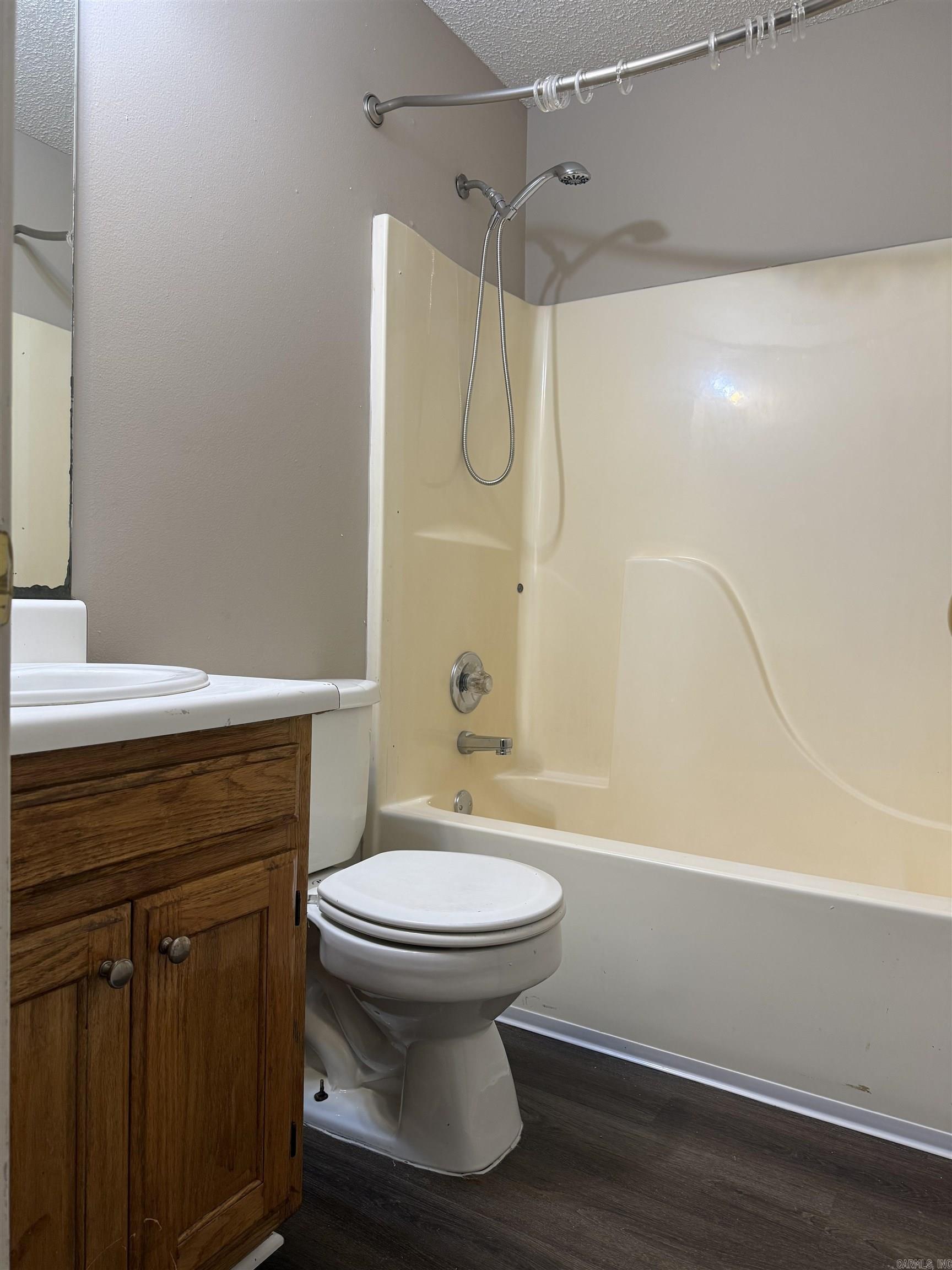 22 Edgehill Cove Property Photo 17