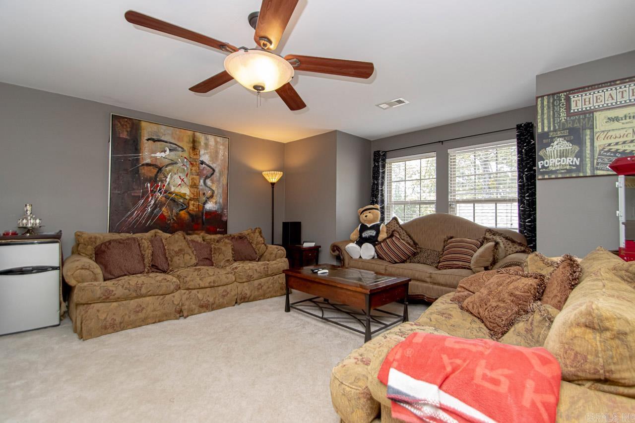 42 Oakwood Drive Property Photo 25