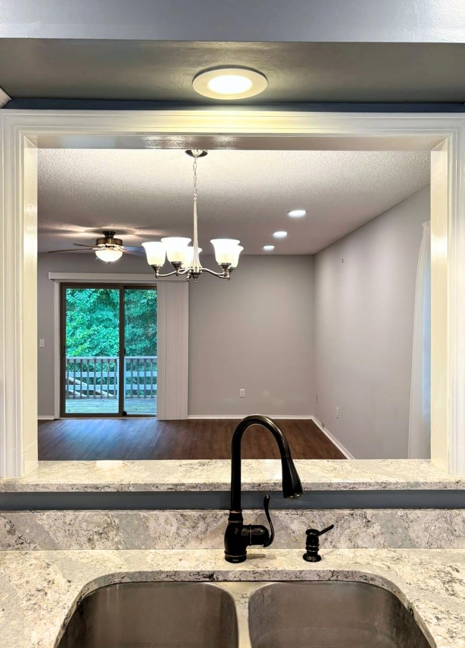 28 Spring River Lane Property Photo 3