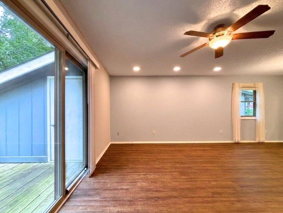 28 Spring River Lane Property Photo 12