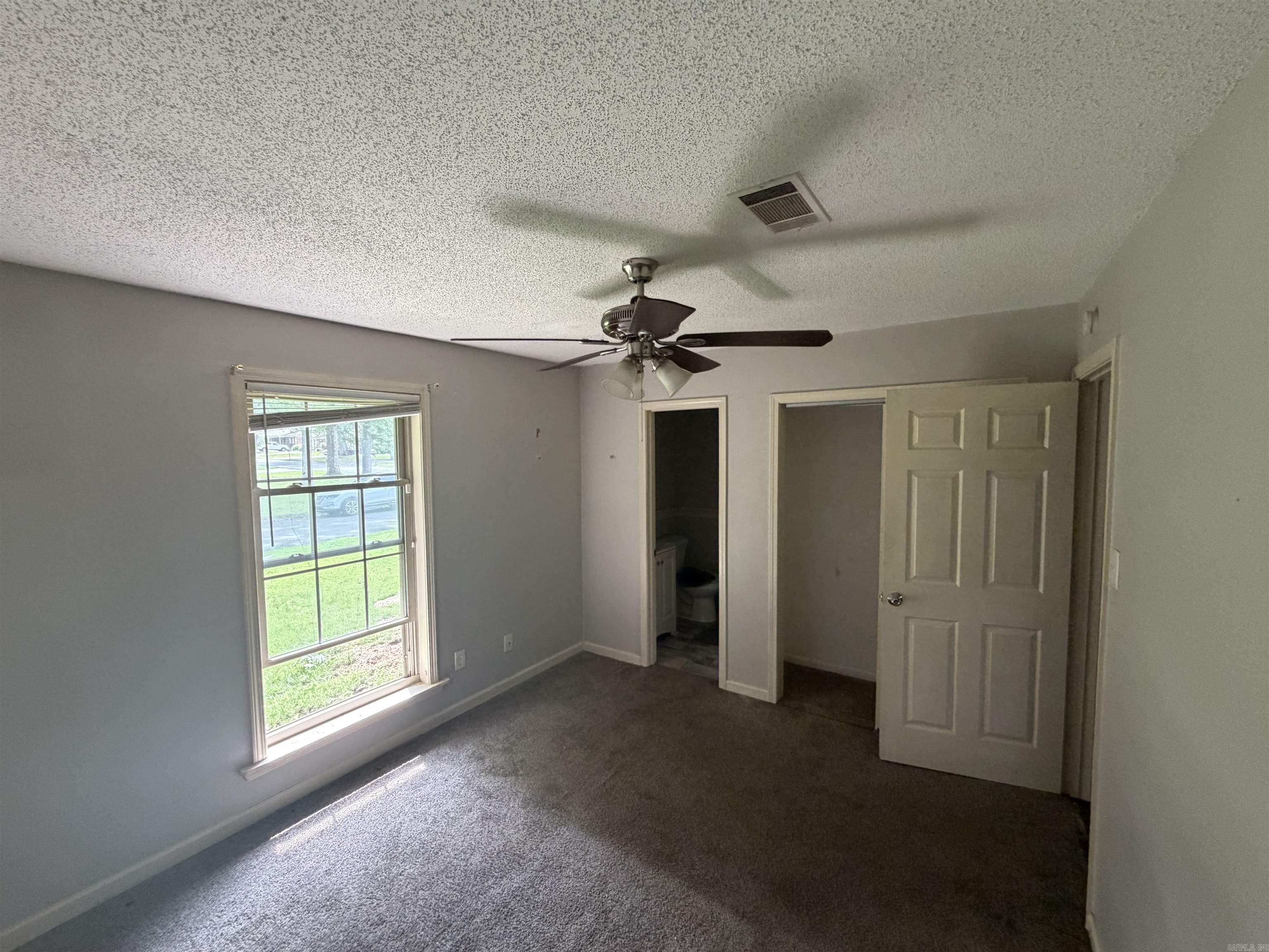 1000 Towering Oaks Drive Property Photo 9
