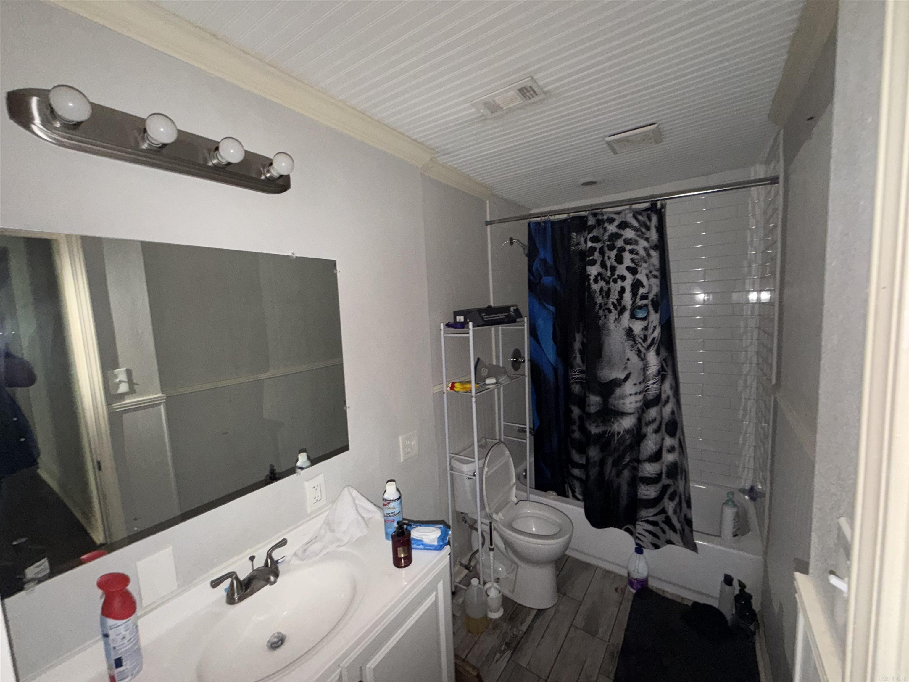 1000 Towering Oaks Drive Property Photo 13