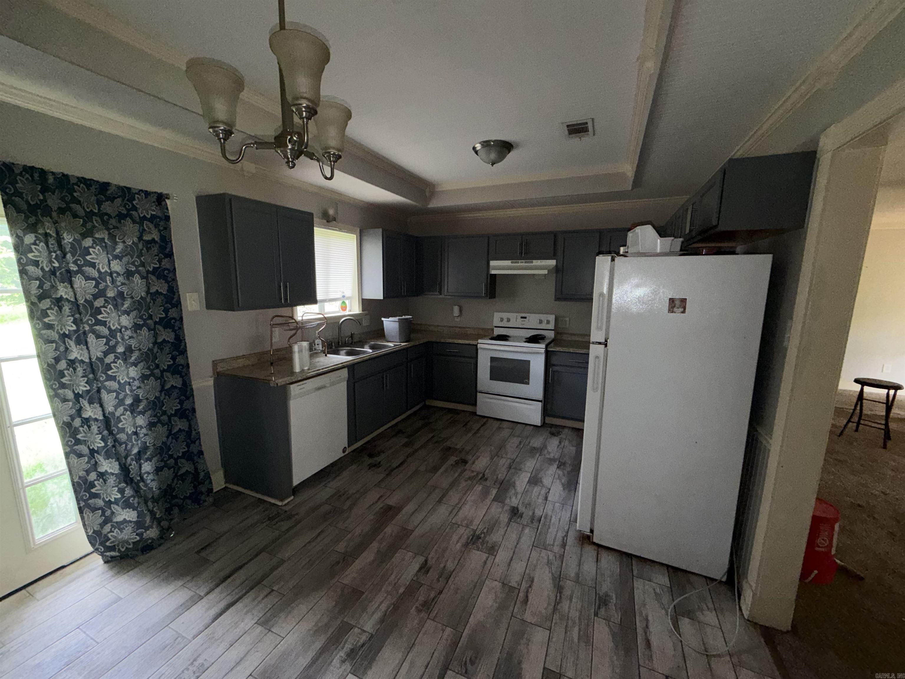 1000 Towering Oaks Drive Property Photo 15