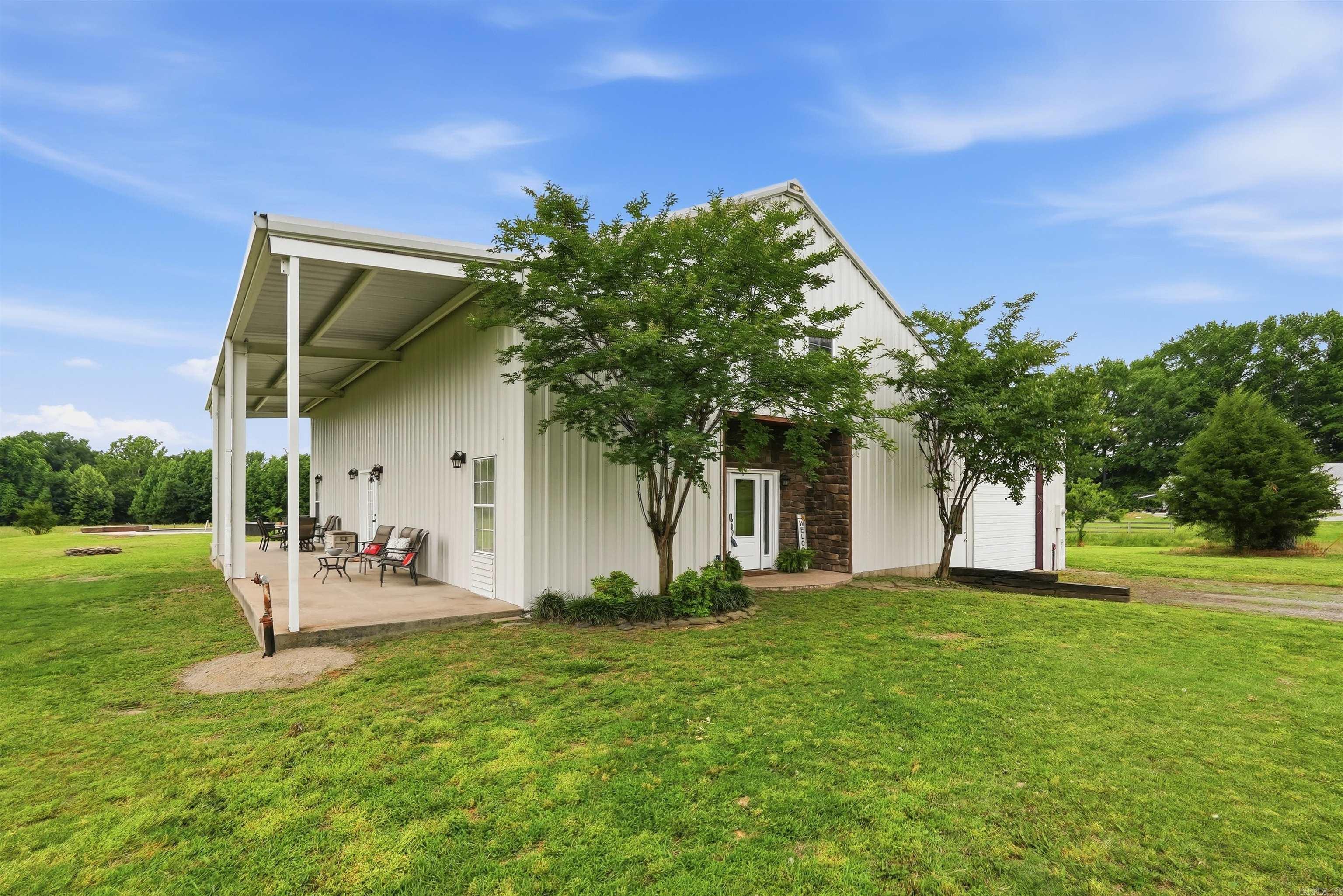 11 Hillard Lane Property Photo 2