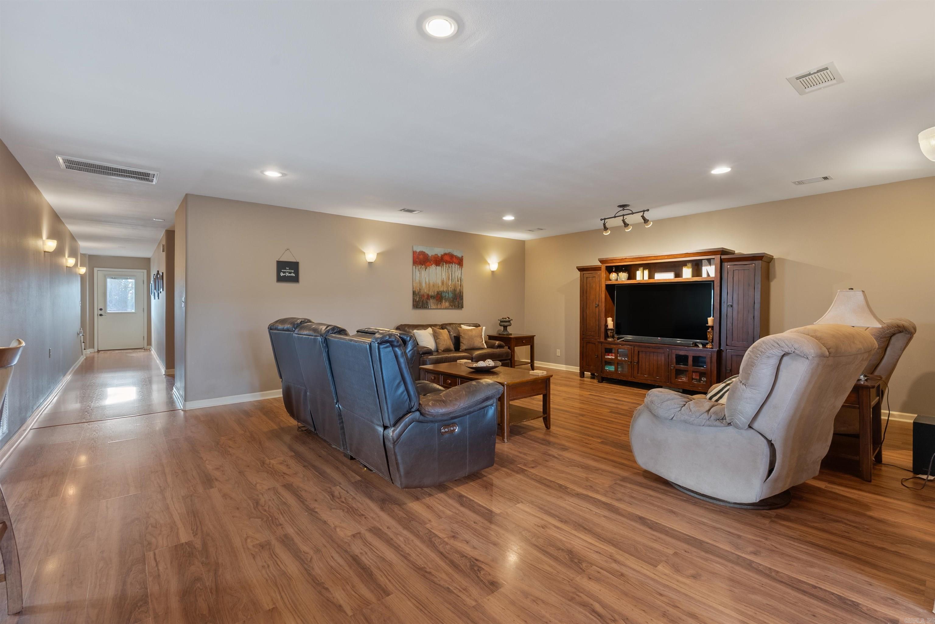 11 Hillard Lane Property Photo 10