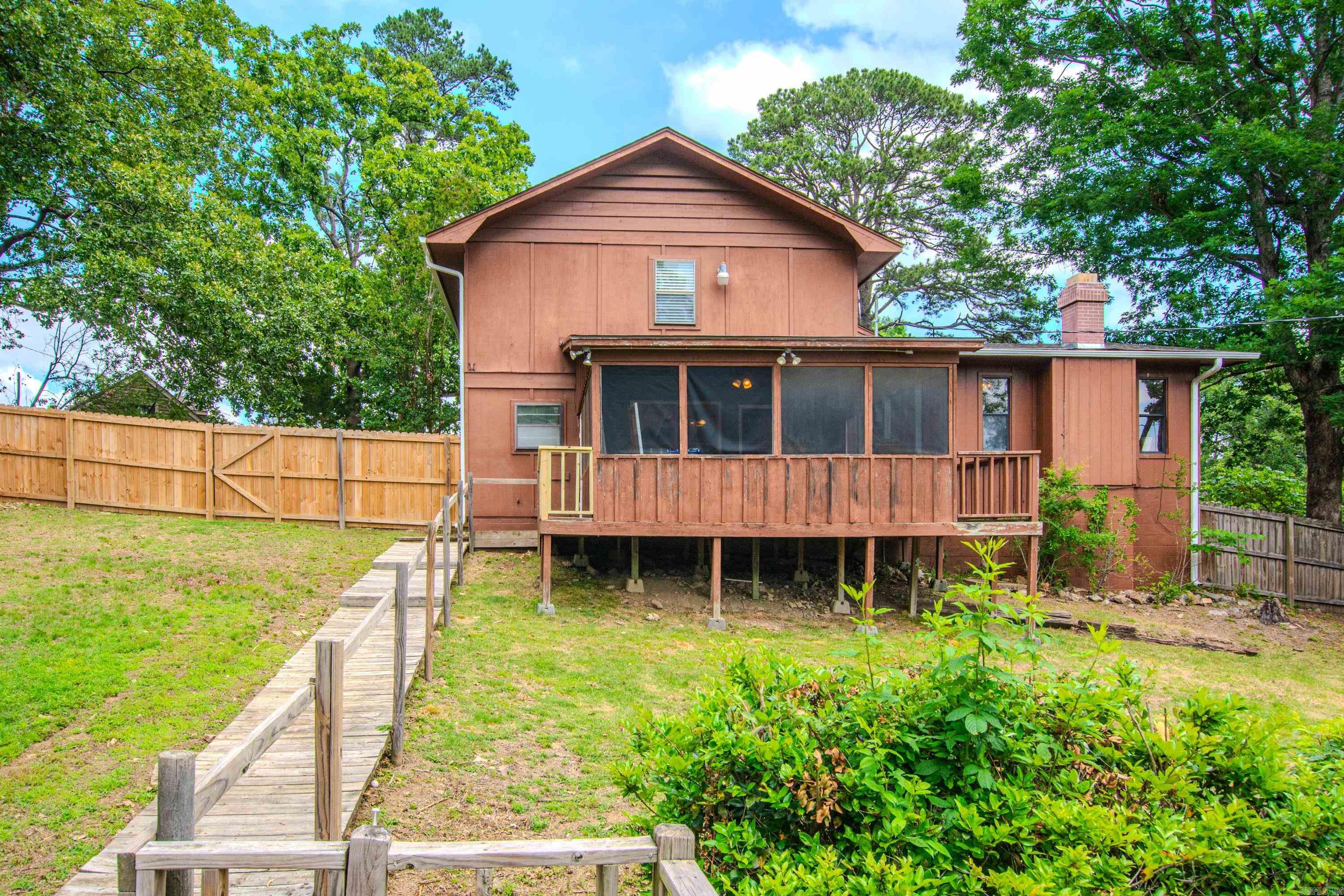 22 Point South Court Property Photo 37