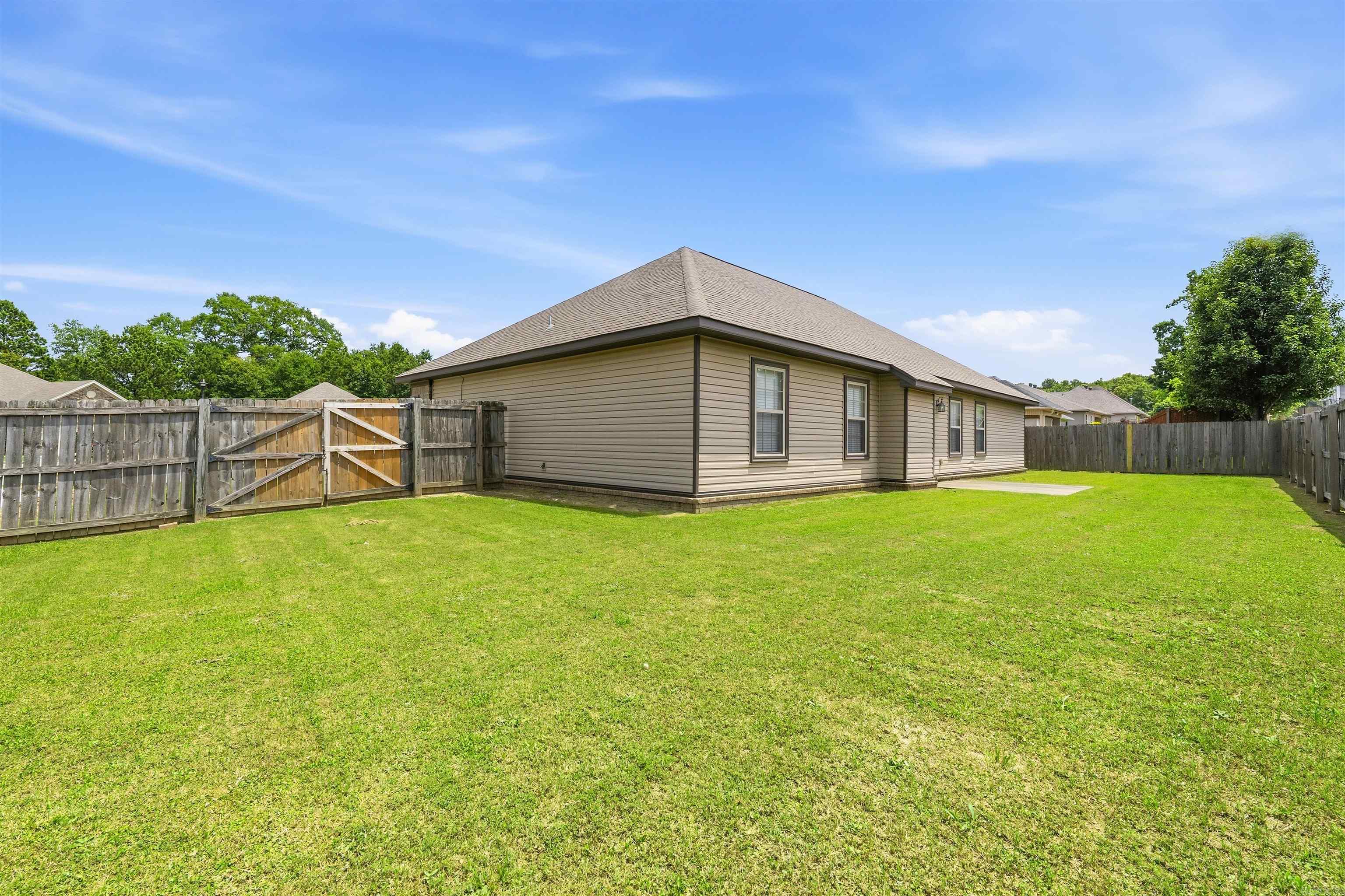 5502 Glenn Cove Property Photo 39