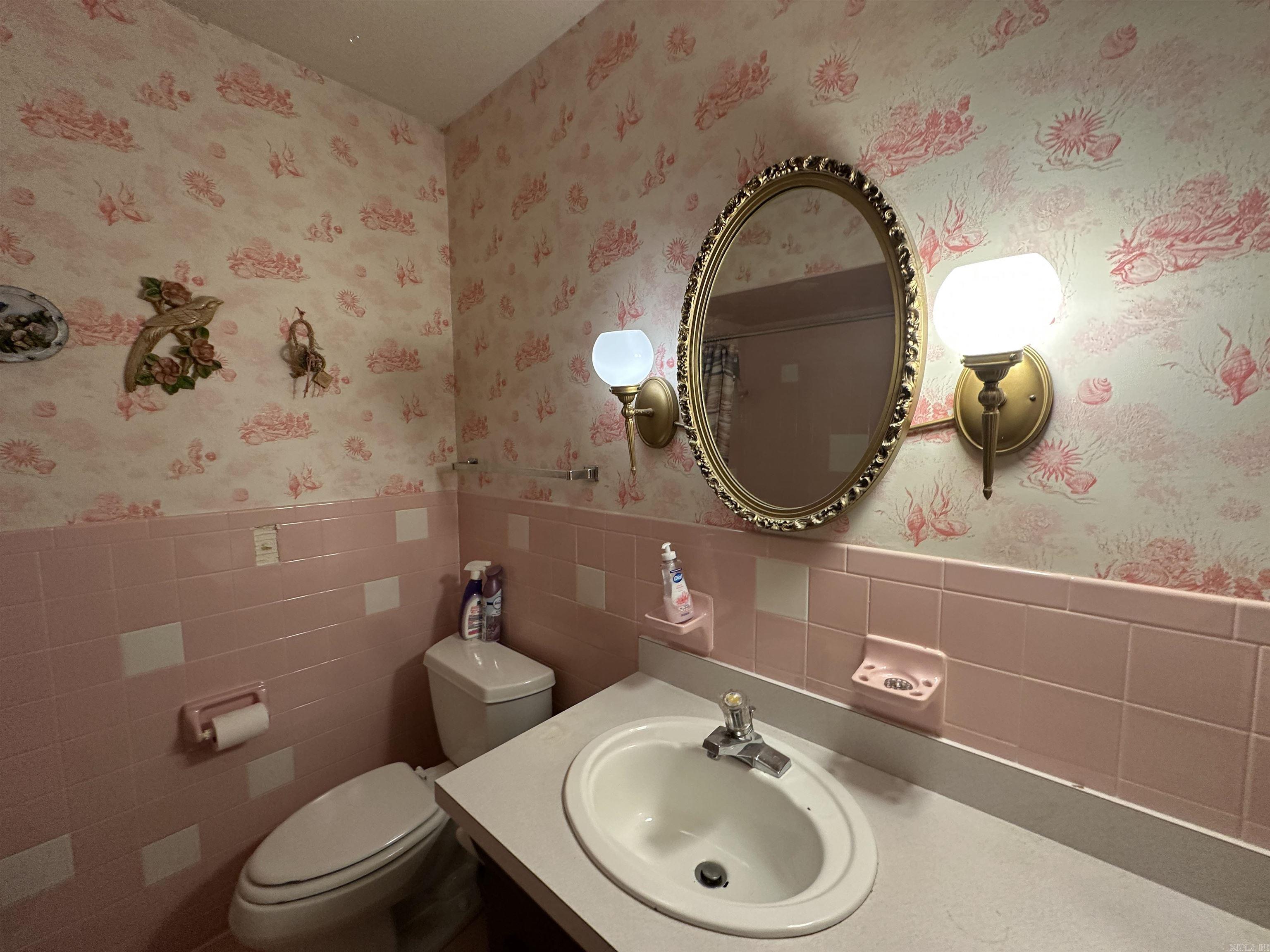 1121 Meadowbrook Drive Property Photo 14