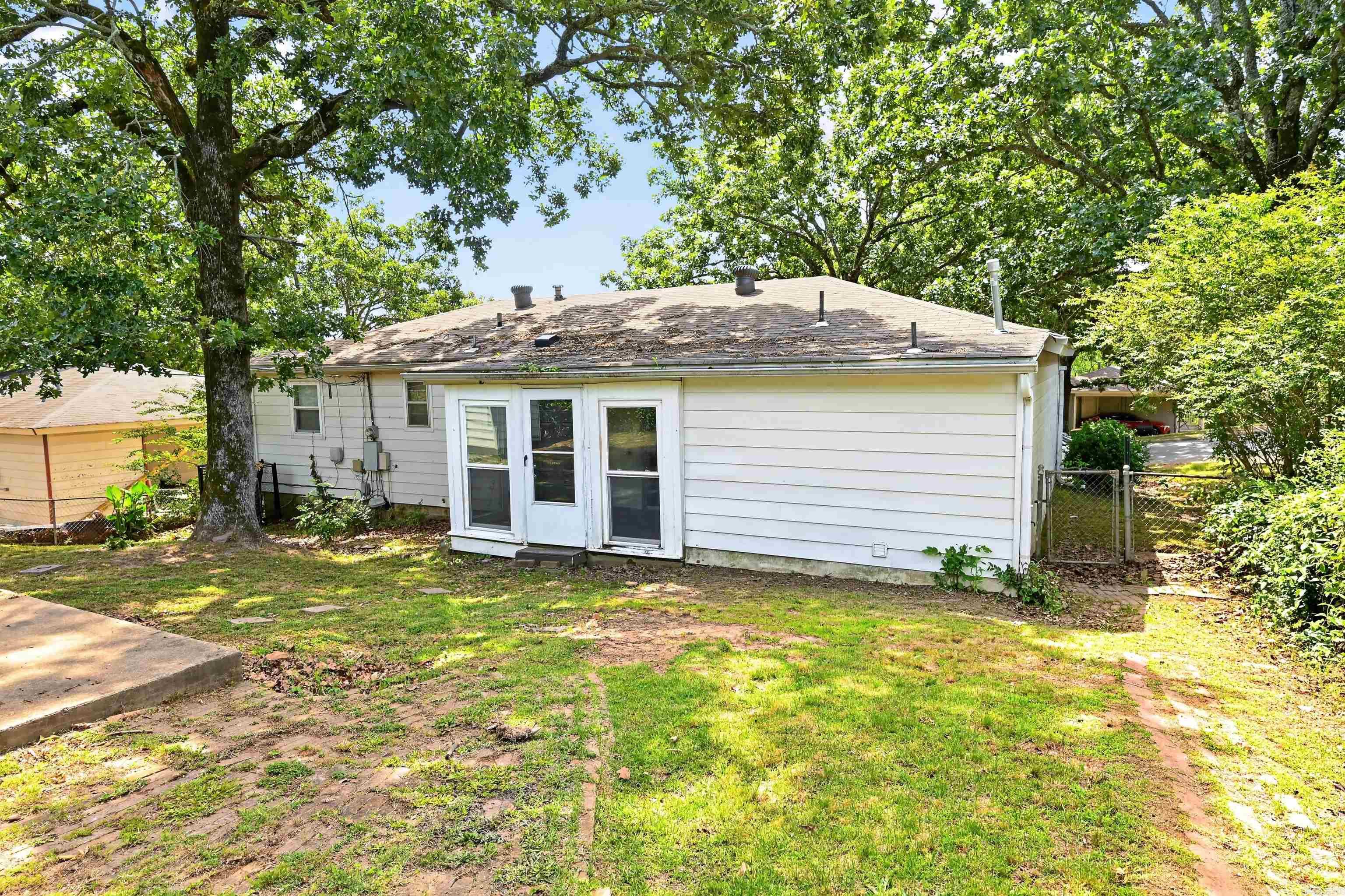 32 Oakview Drive Property Photo 2