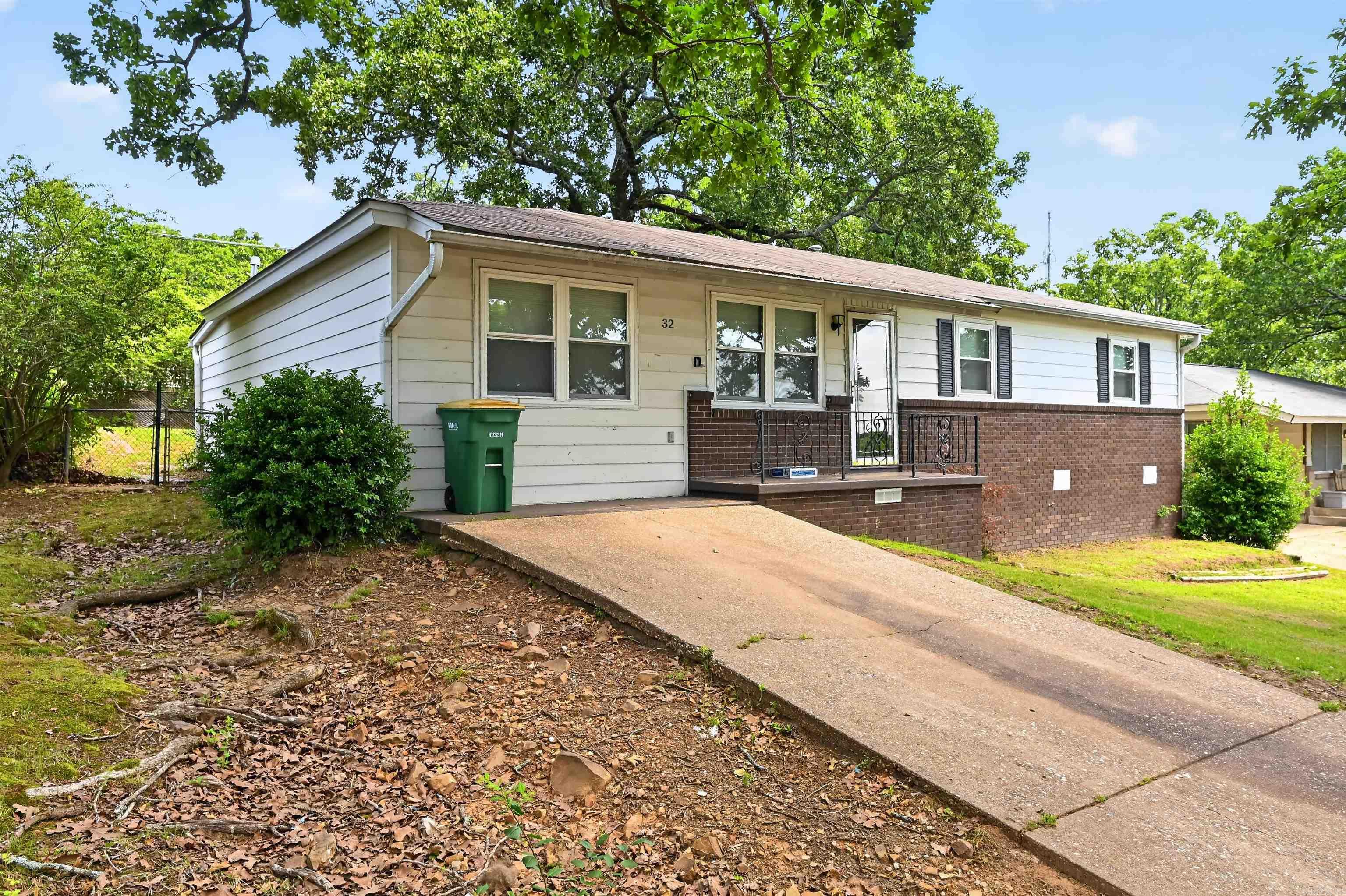 32 Oakview Drive Property Photo 6