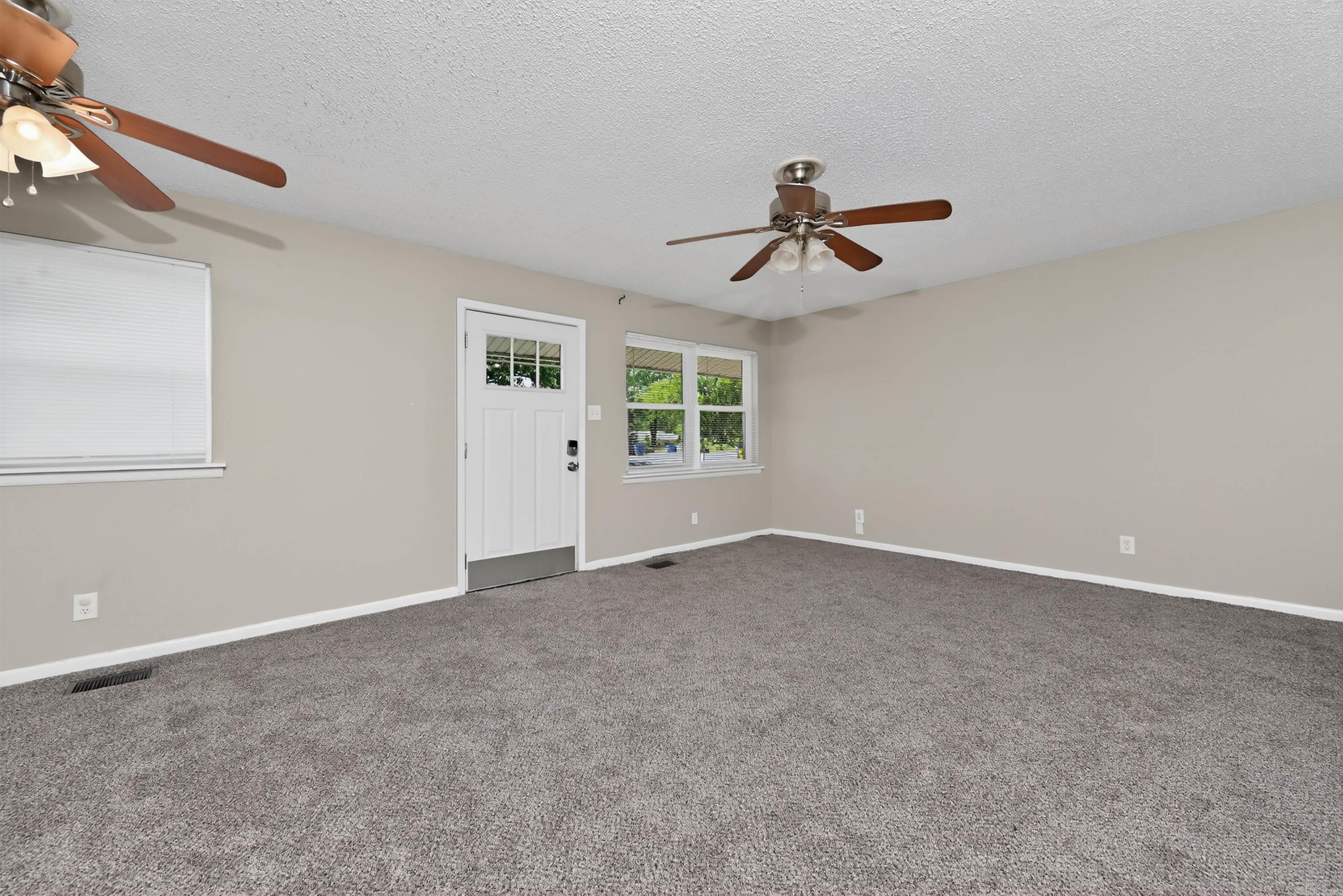 32 Oakview Drive Property Photo 12
