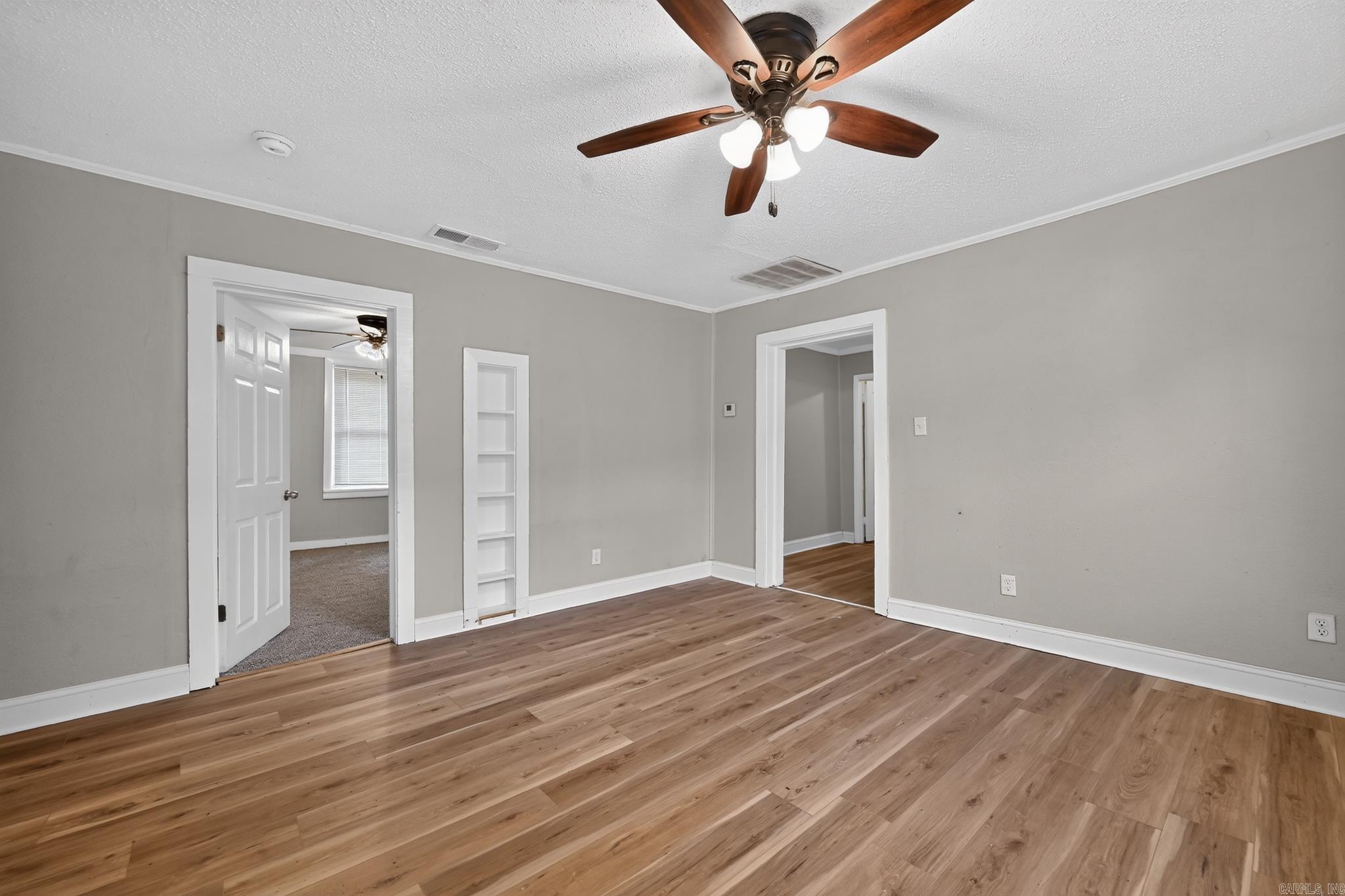 5105 W 28th Street Property Photo 11