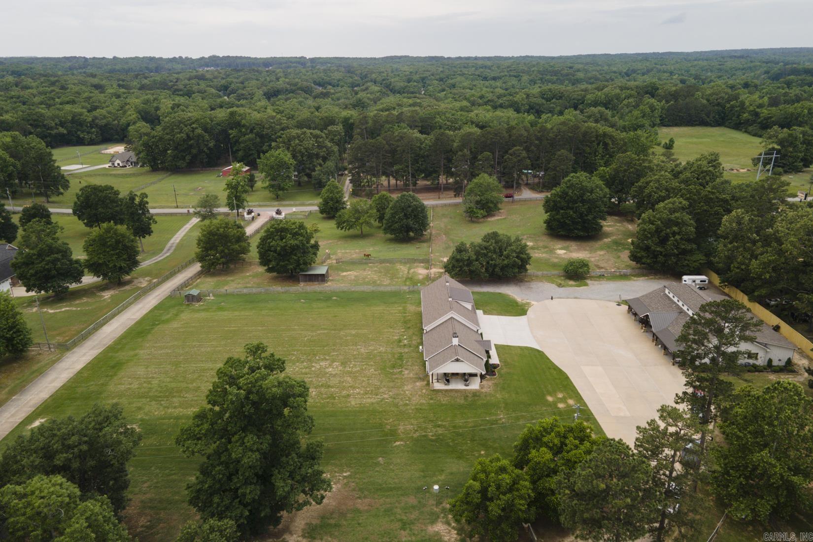 1202 Hilldale Cove Property Photo 3