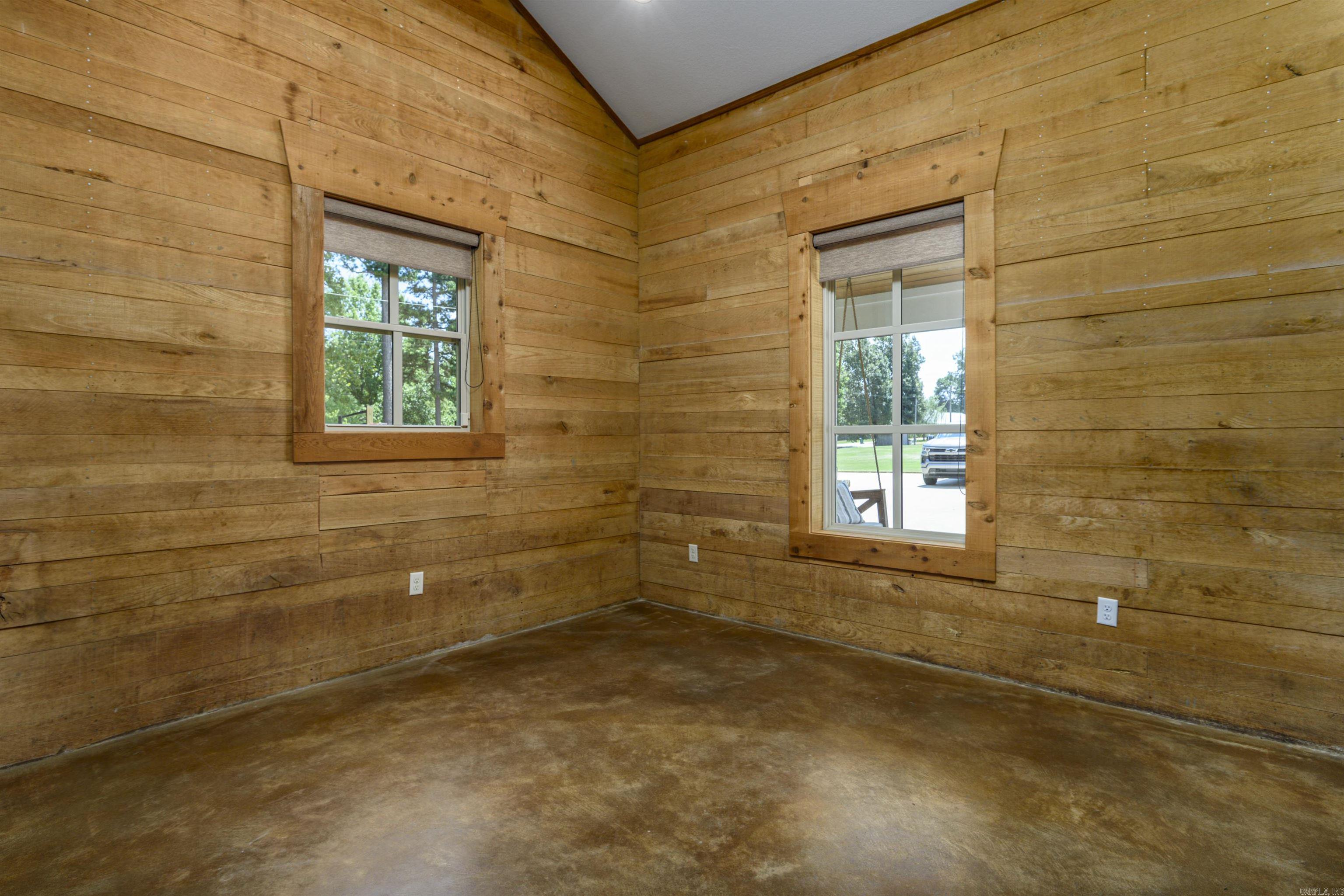 1202 Hilldale Cove Property Photo 11