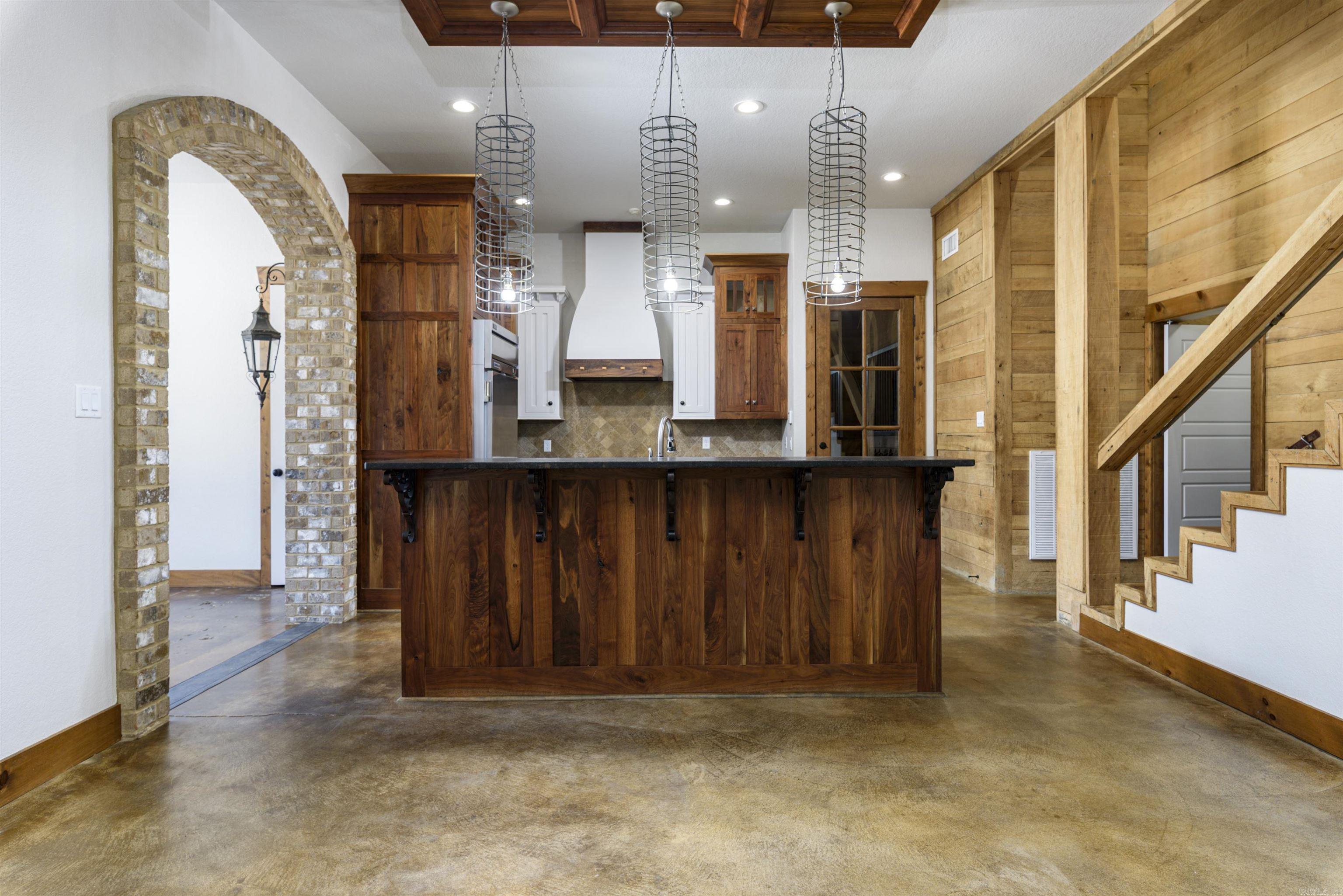 1202 Hilldale Cove Property Photo 14