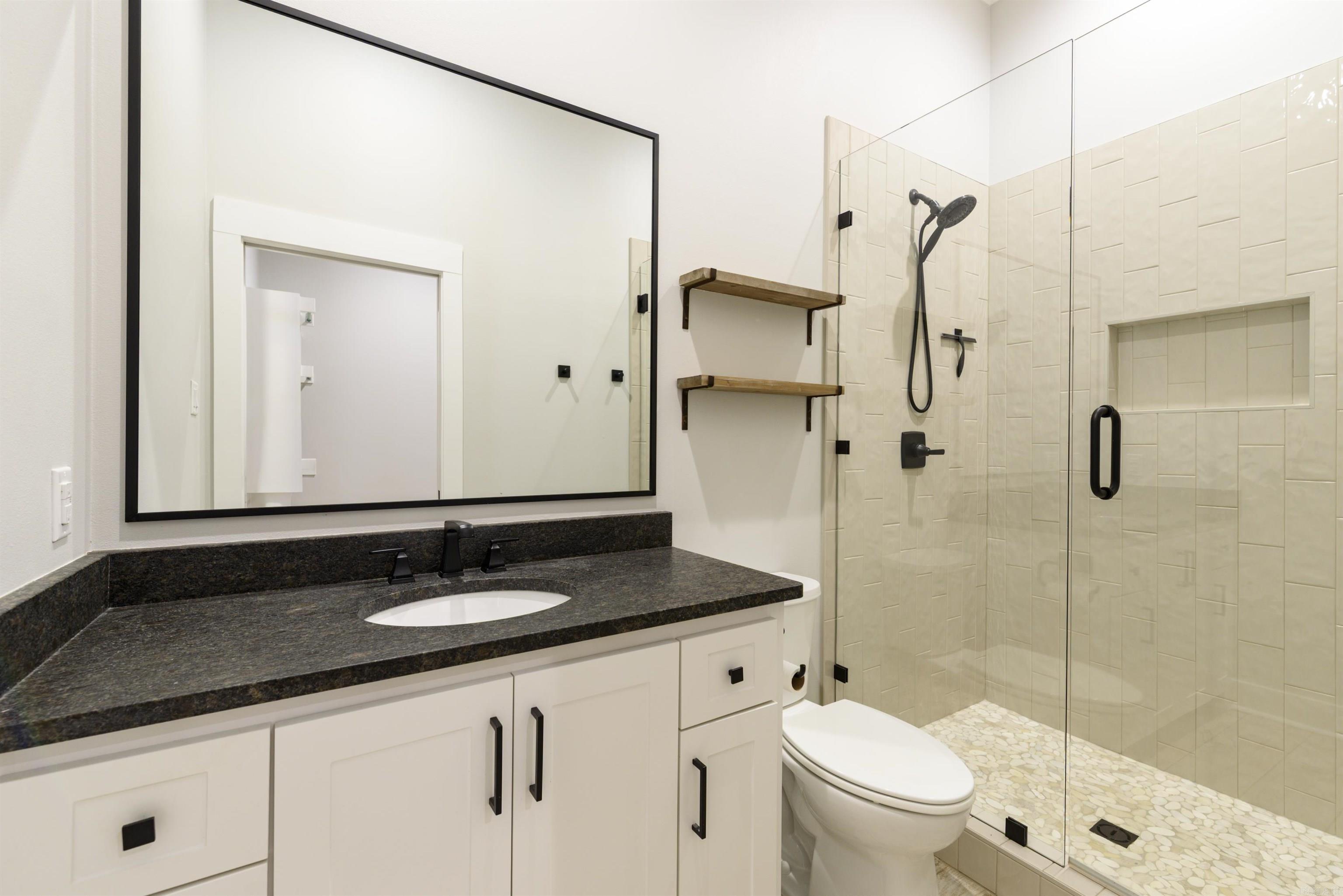 1202 Hilldale Cove Property Photo 31