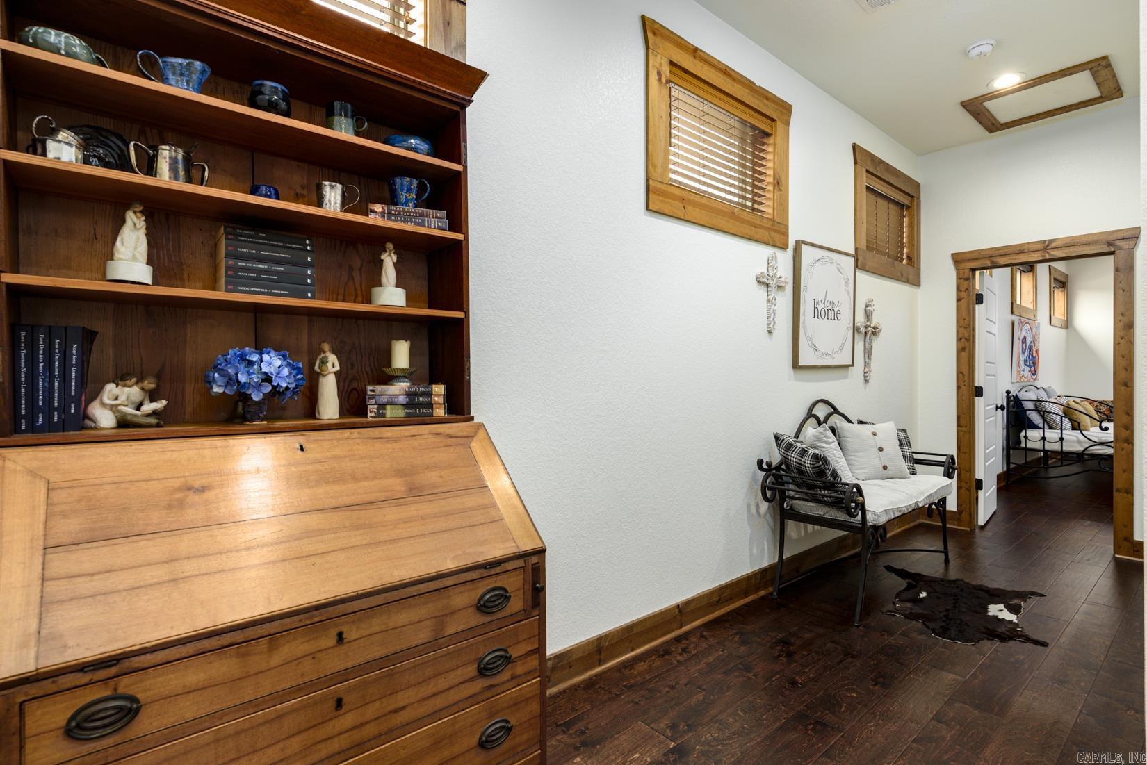 1202 Hilldale Cove Property Photo 36